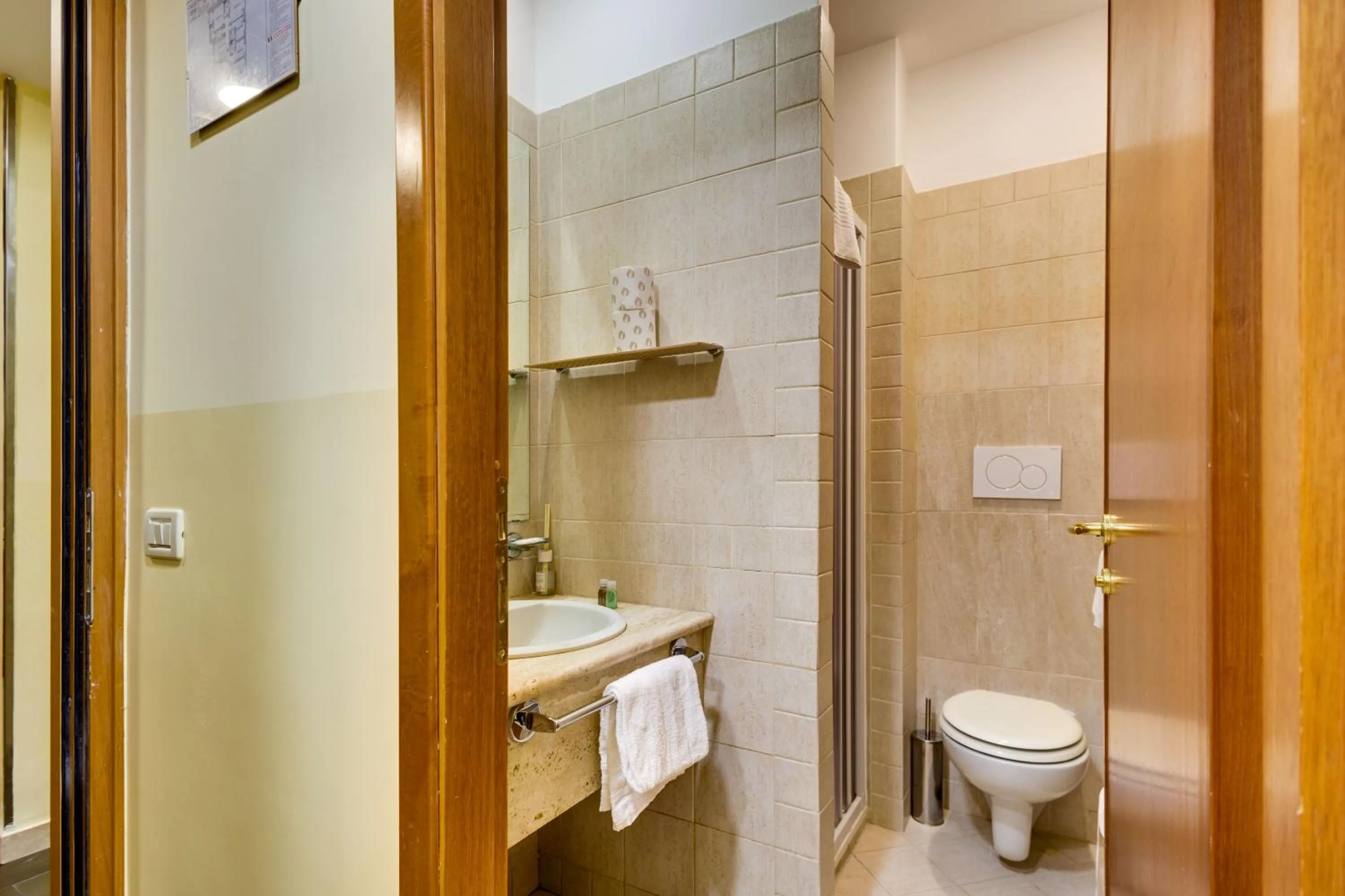 Bathroom in Hotel Terminal