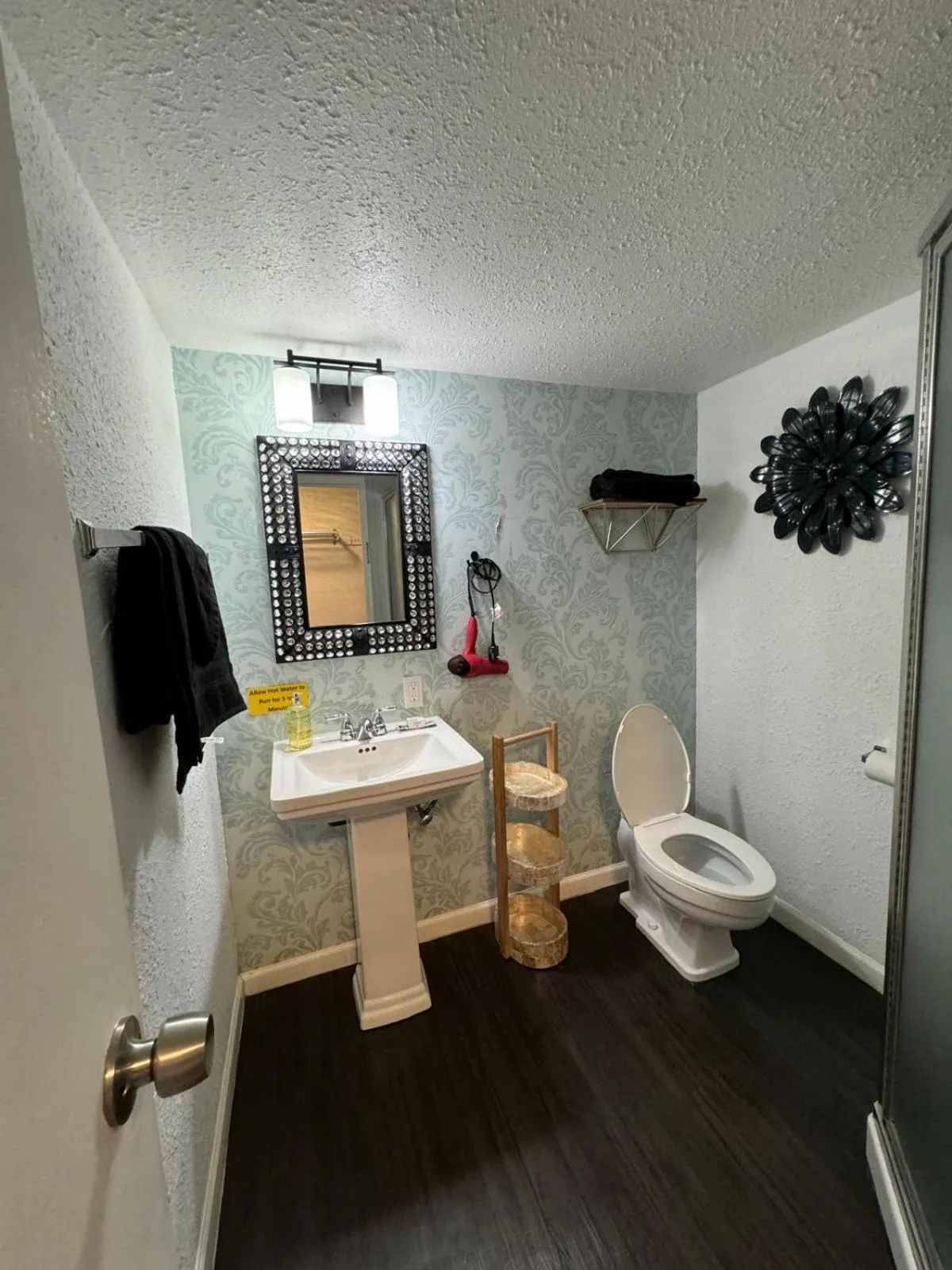 The Village Inn Hotel