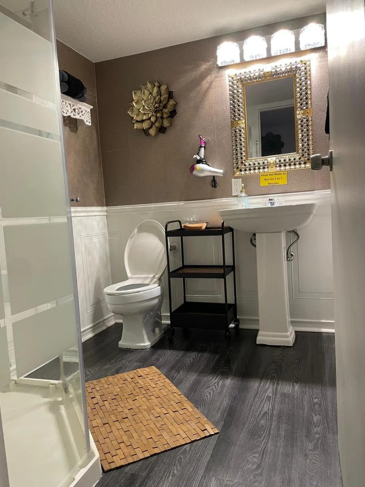 The Village Inn Hotel