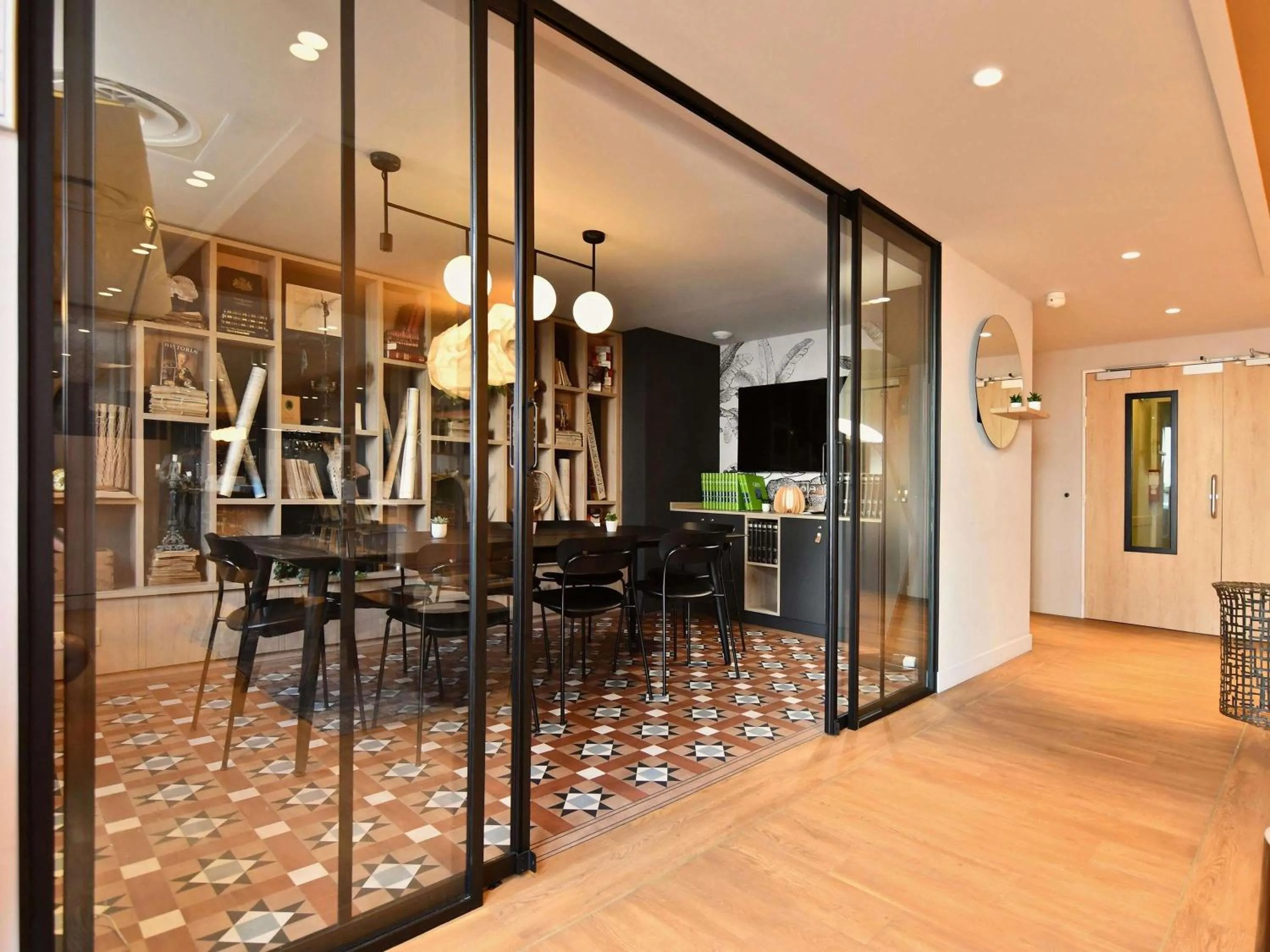 Meeting/conference room in ibis Styles Nantes Reze Aéroport