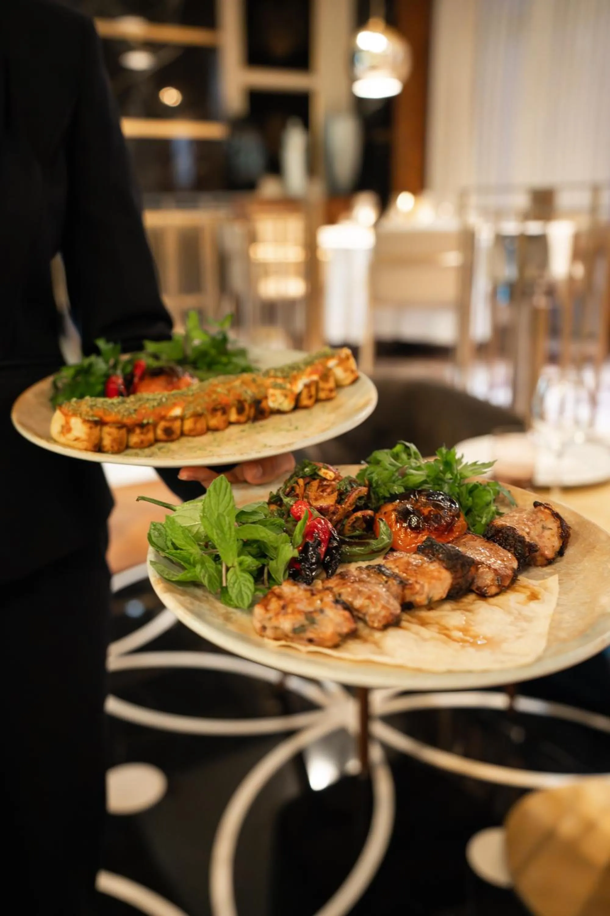 Restaurant/places to eat in Rocks Hotel & Casino