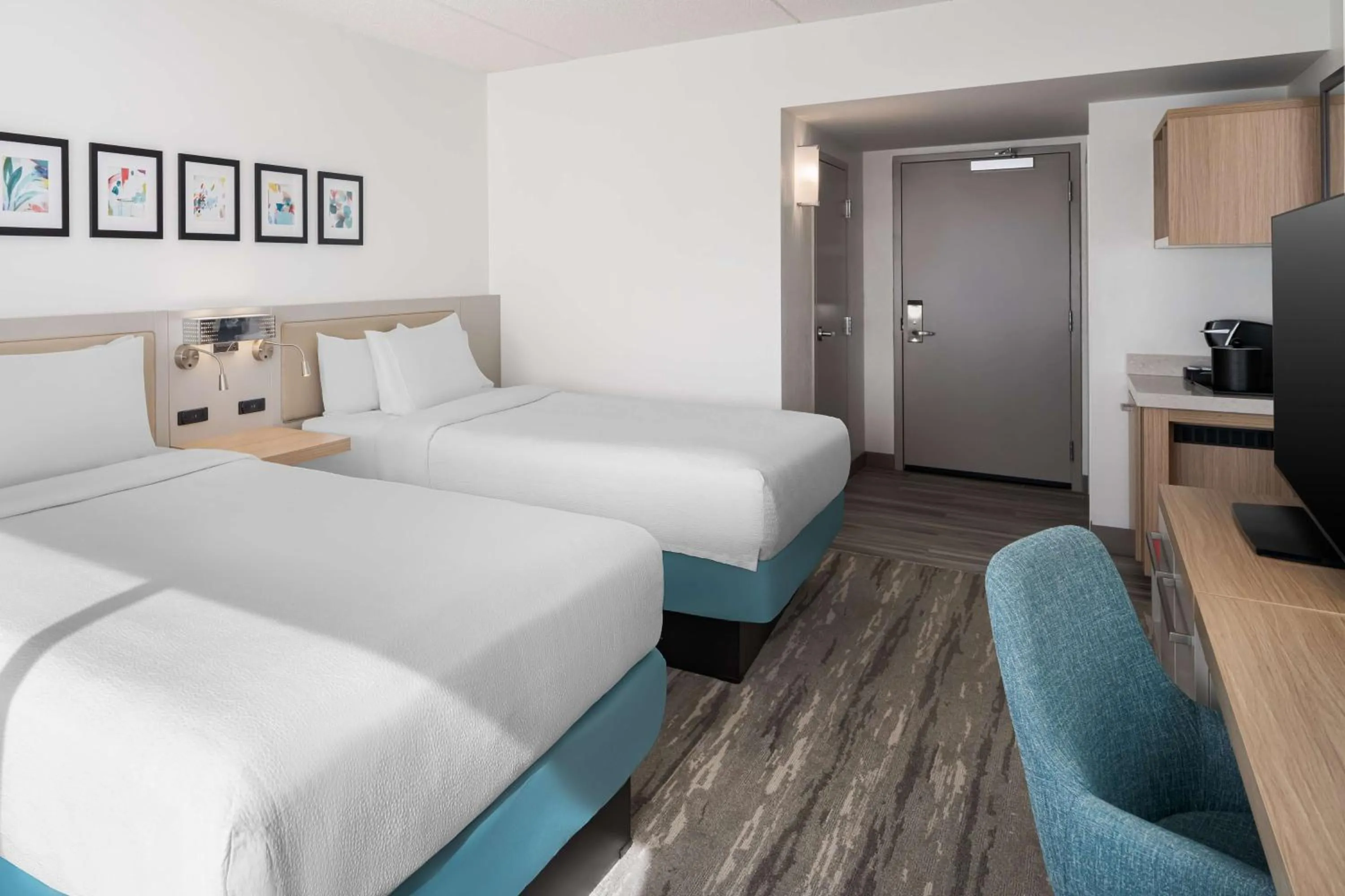 Bed in Hilton Garden Inn Rockaway