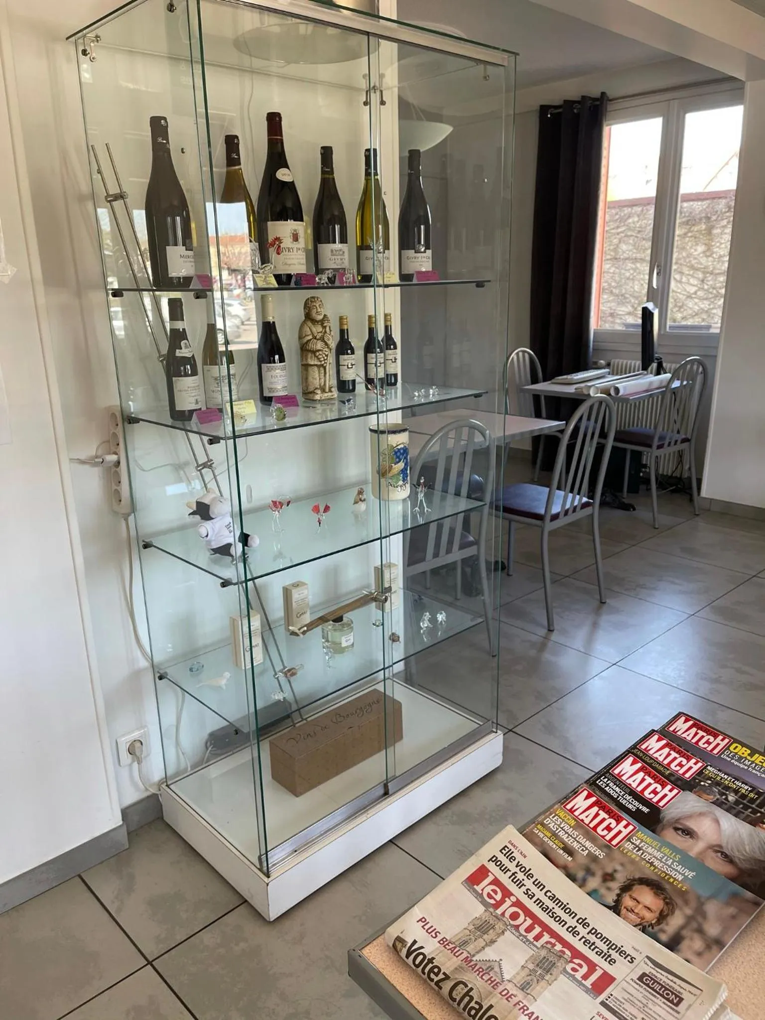 Property building in "Contact Hôtel" Le Saint Rémy - Chalon Sud