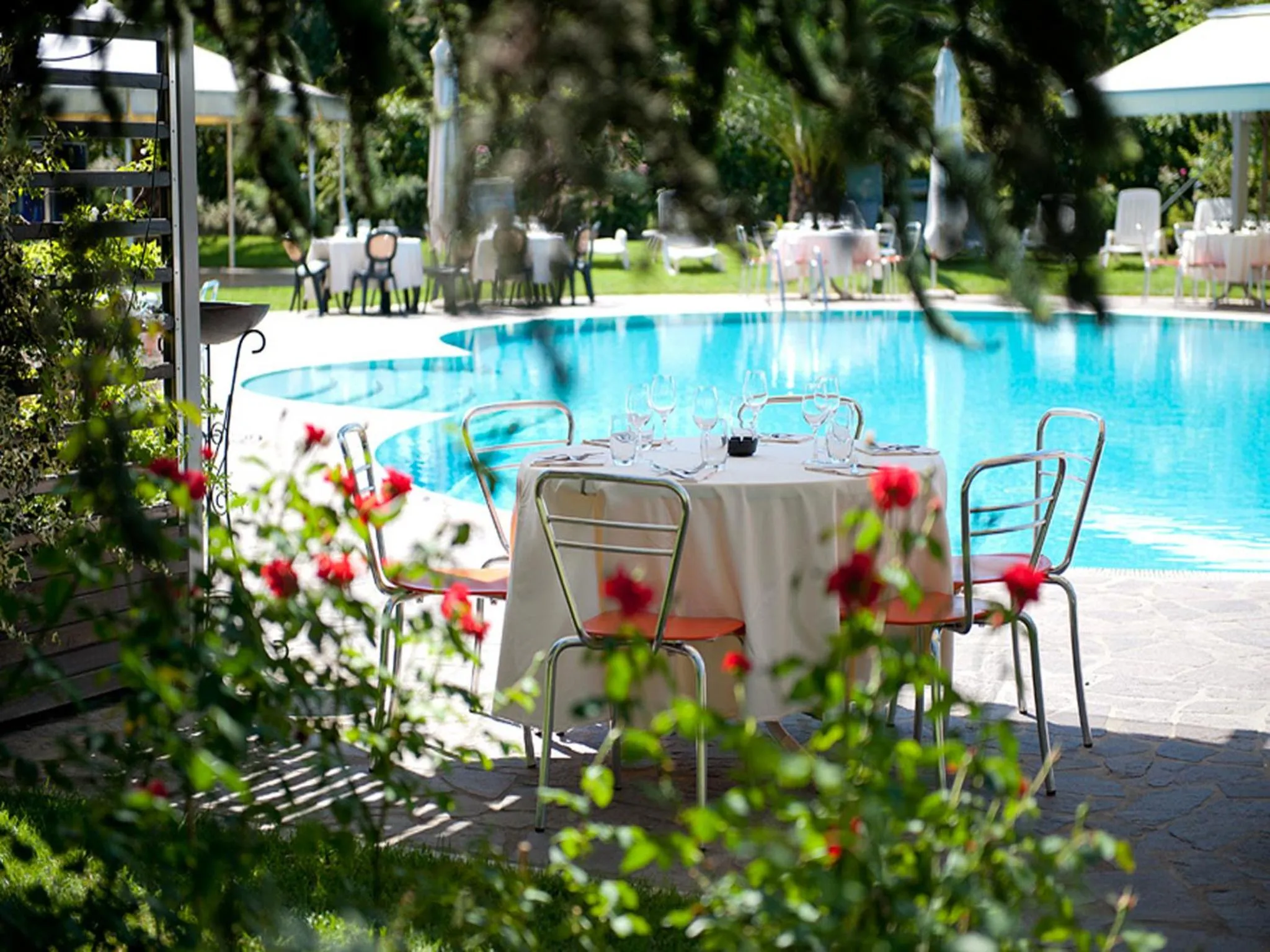 Patio in Hotel Ristorante Dragonara
