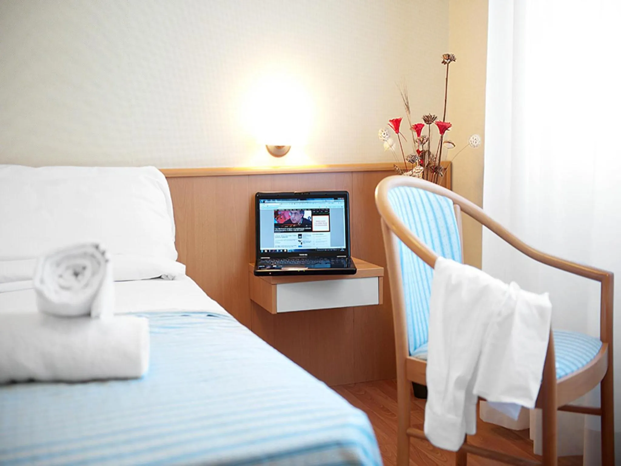 Day, Bed in Hotel Ristorante Dragonara