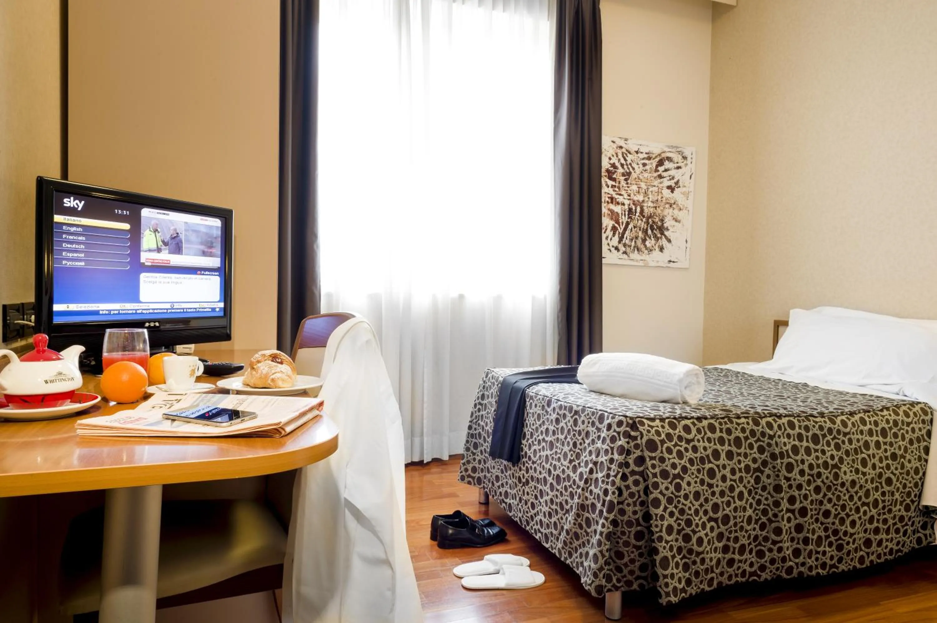 Photo of the whole room, Bed in Hotel Ristorante Dragonara