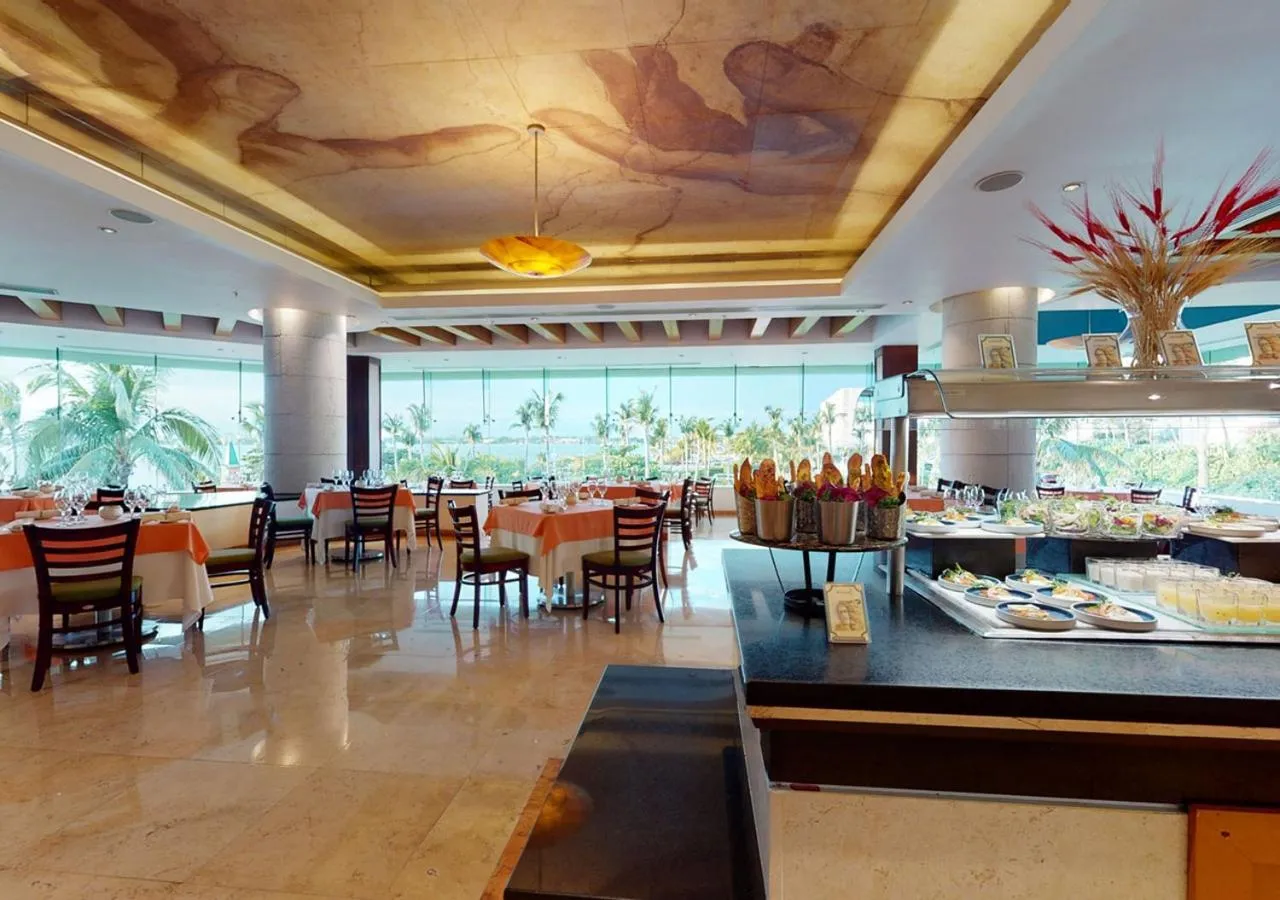 Restaurant/places to eat in Grand Park Royal Cancun - All Inclusive