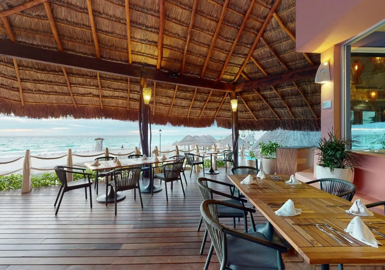 Restaurant/places to eat in Grand Park Royal Cancun - All Inclusive