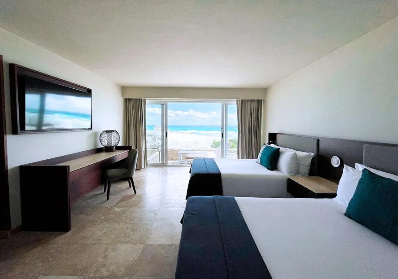 Villa with Private Pool in Grand Park Royal Cancun - All Inclusive