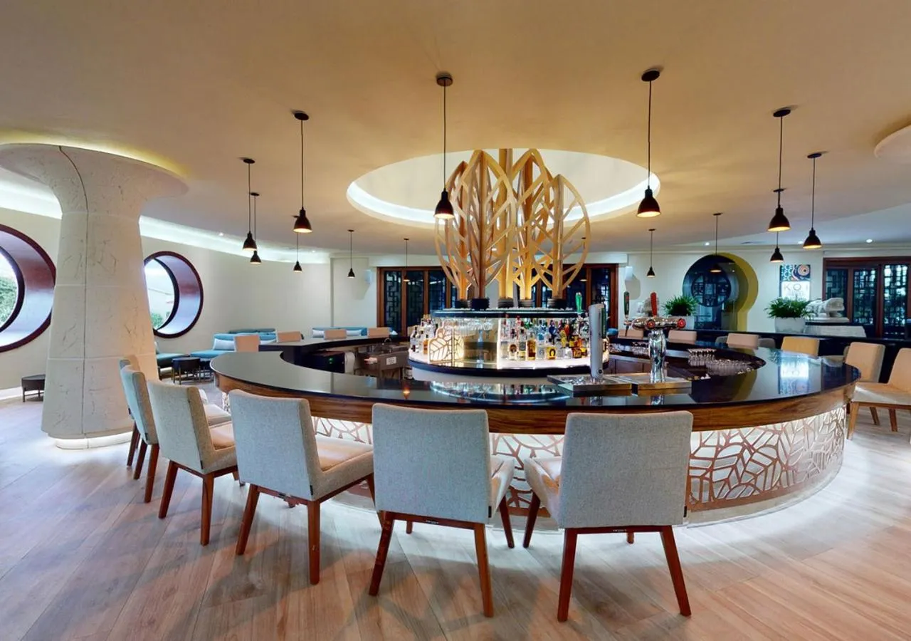 Lounge or bar in Grand Park Royal Cancun - All Inclusive