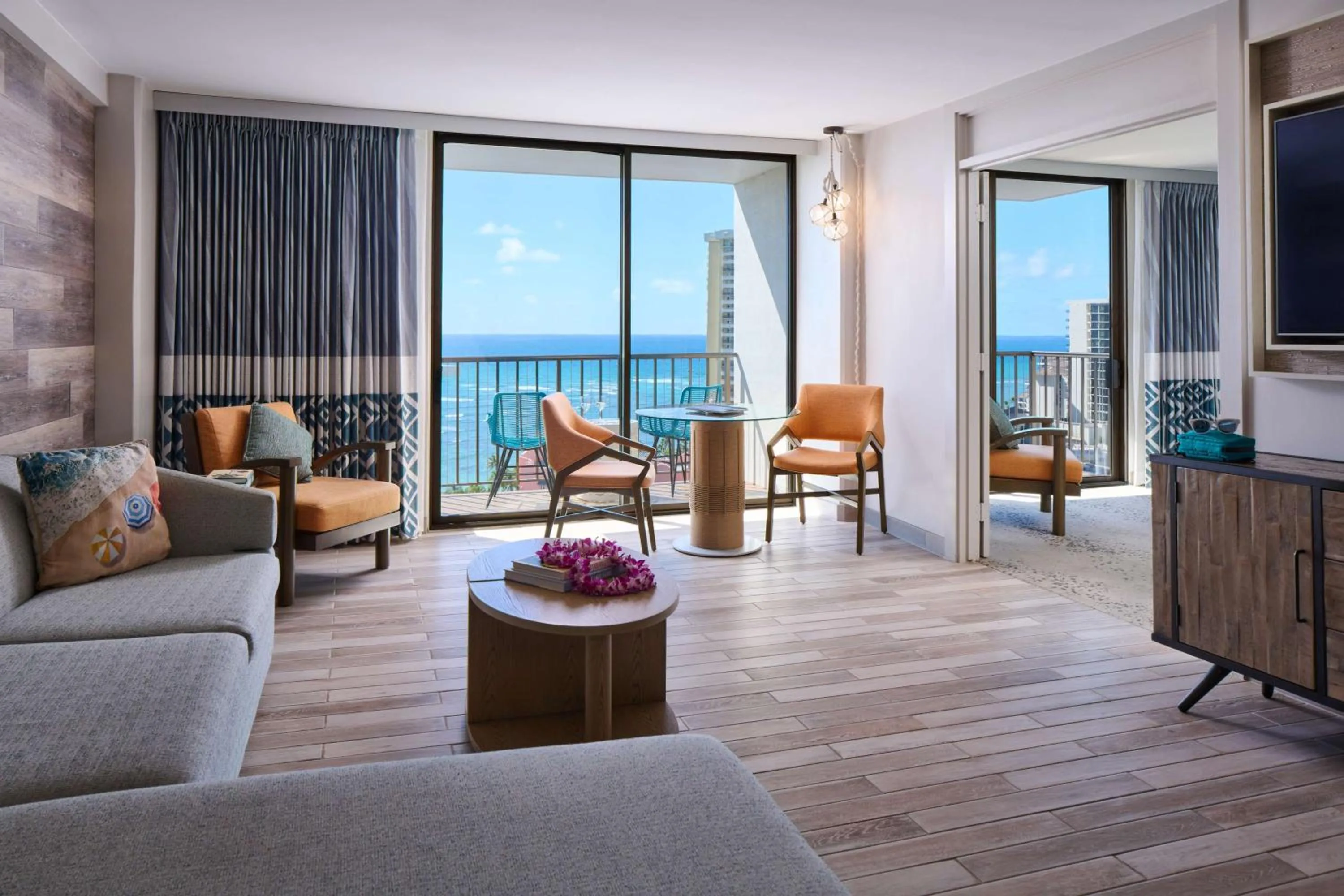 Photo of the whole room in OUTRIGGER Waikiki Beachcomber Hotel