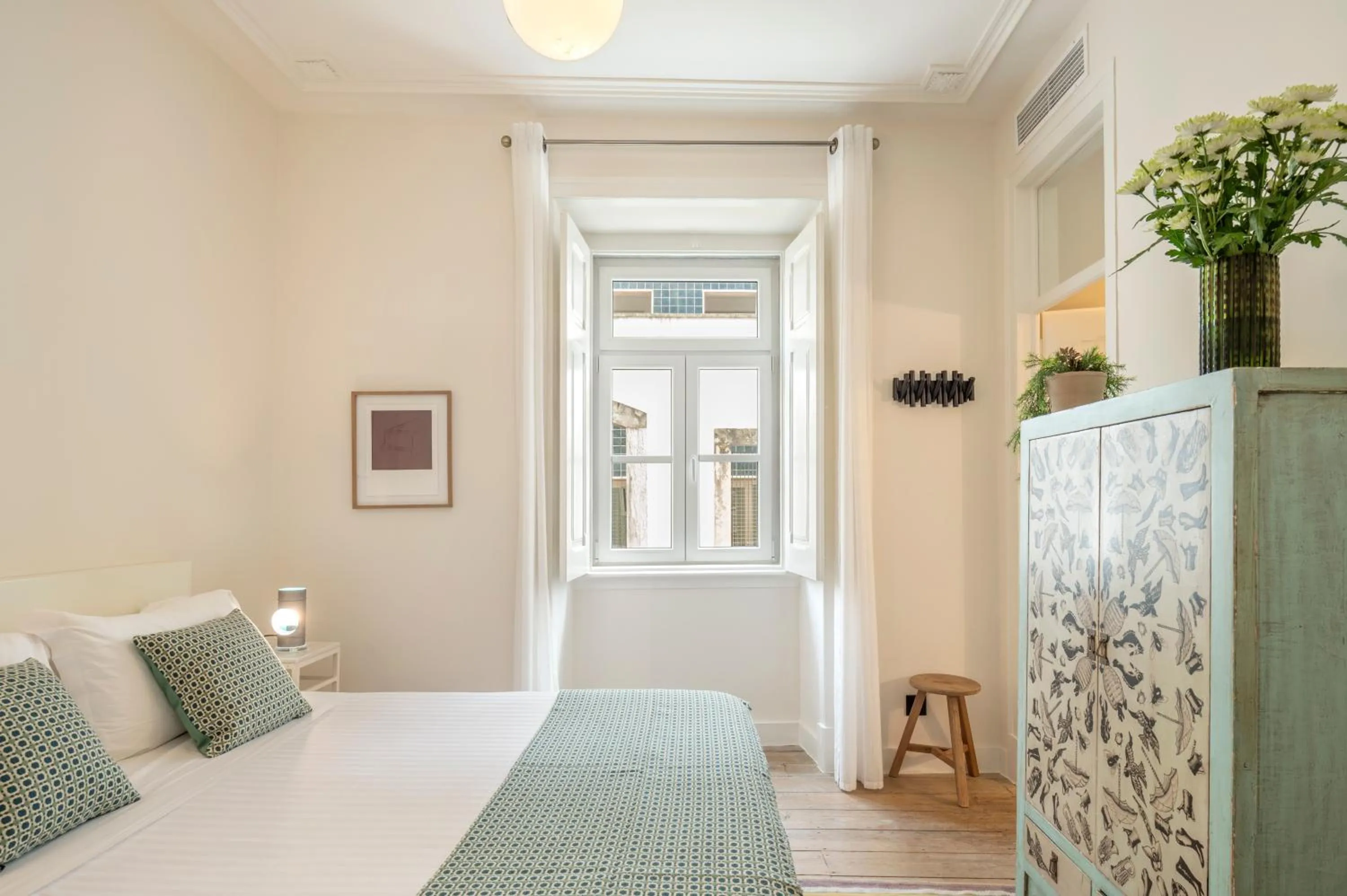 Decorative detail, Bed in Casa das Janelas com Vista