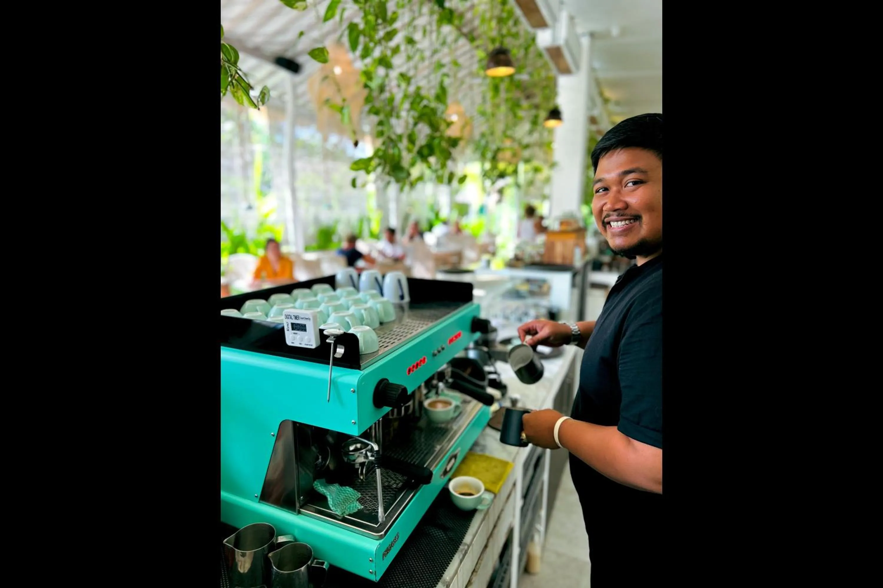 Restaurant/places to eat in Rascals Hotel - Adults Only