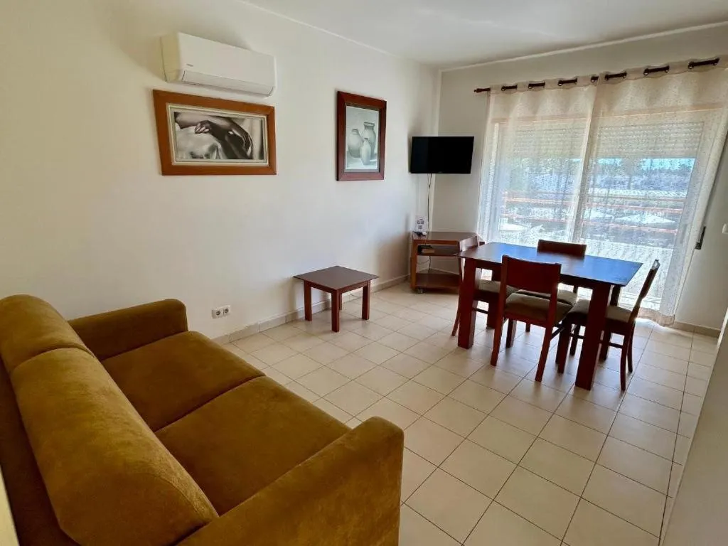Apartamentos Santa Teresinha