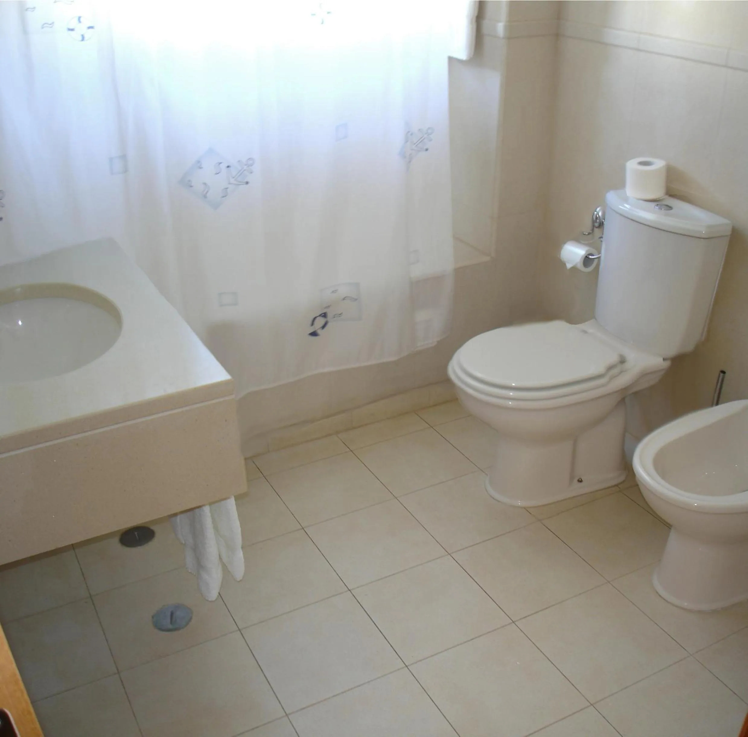Bathroom in Apartamentos Santa Teresinha