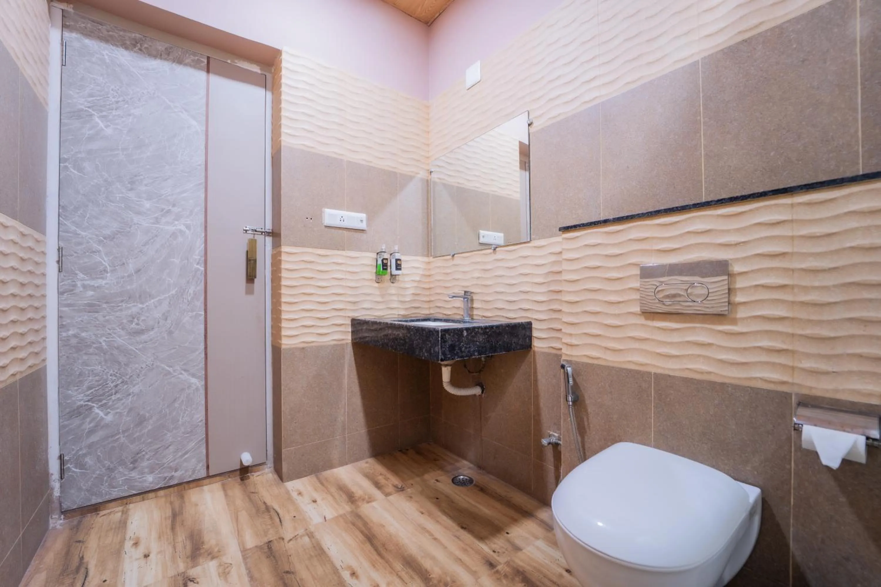 Thar Exotica Hotel & Resorts In Bikaner