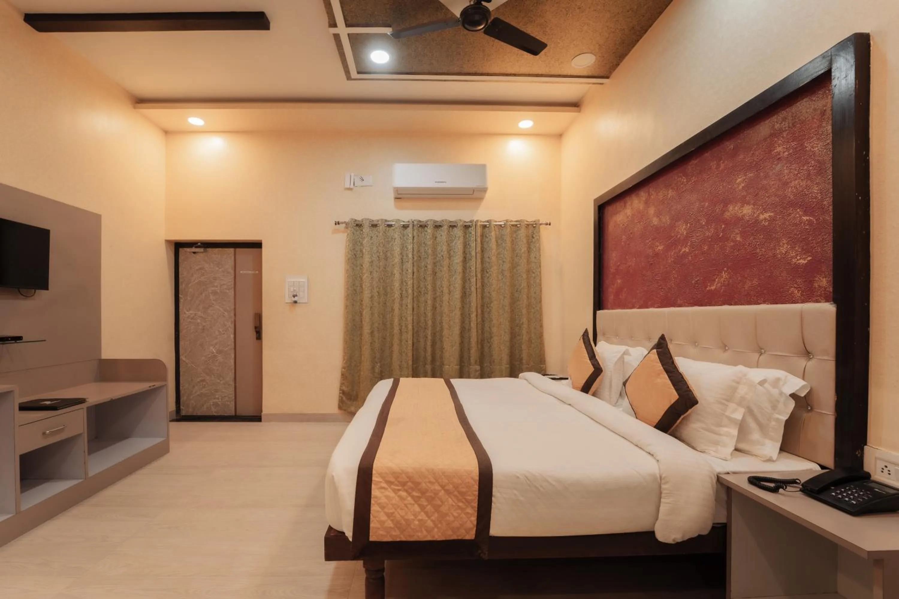 Bed in Thar Exotica Hotel & Resorts In Bikaner