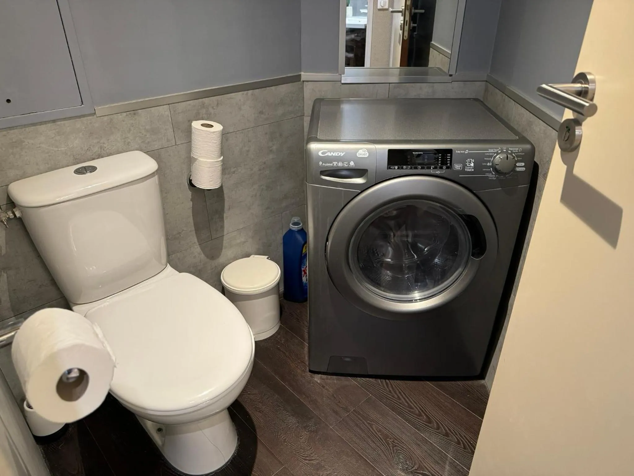 Toilet in ALTAMIRA (Paris Expo - Porte de Versailles)