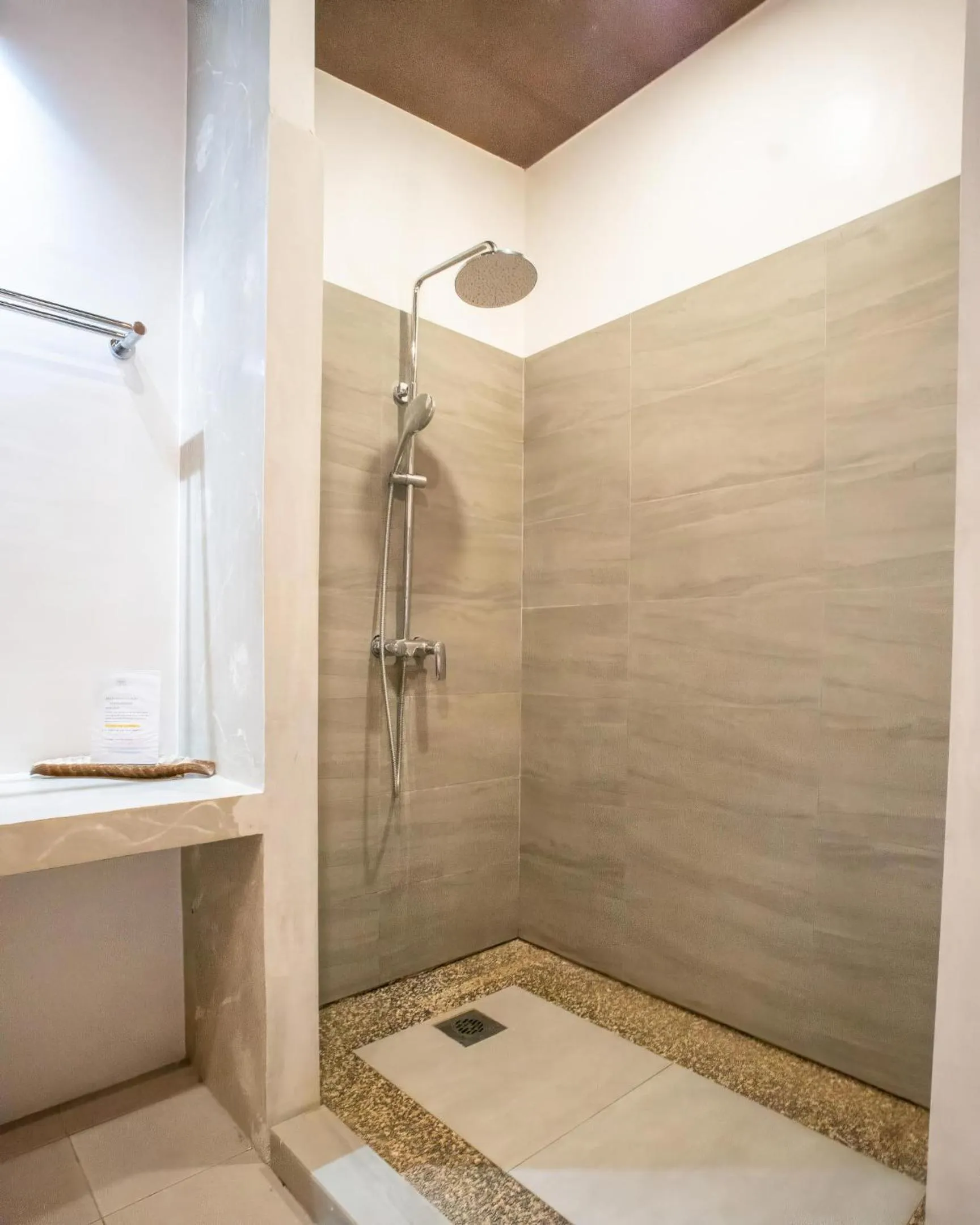 Shower in Amihan Resort