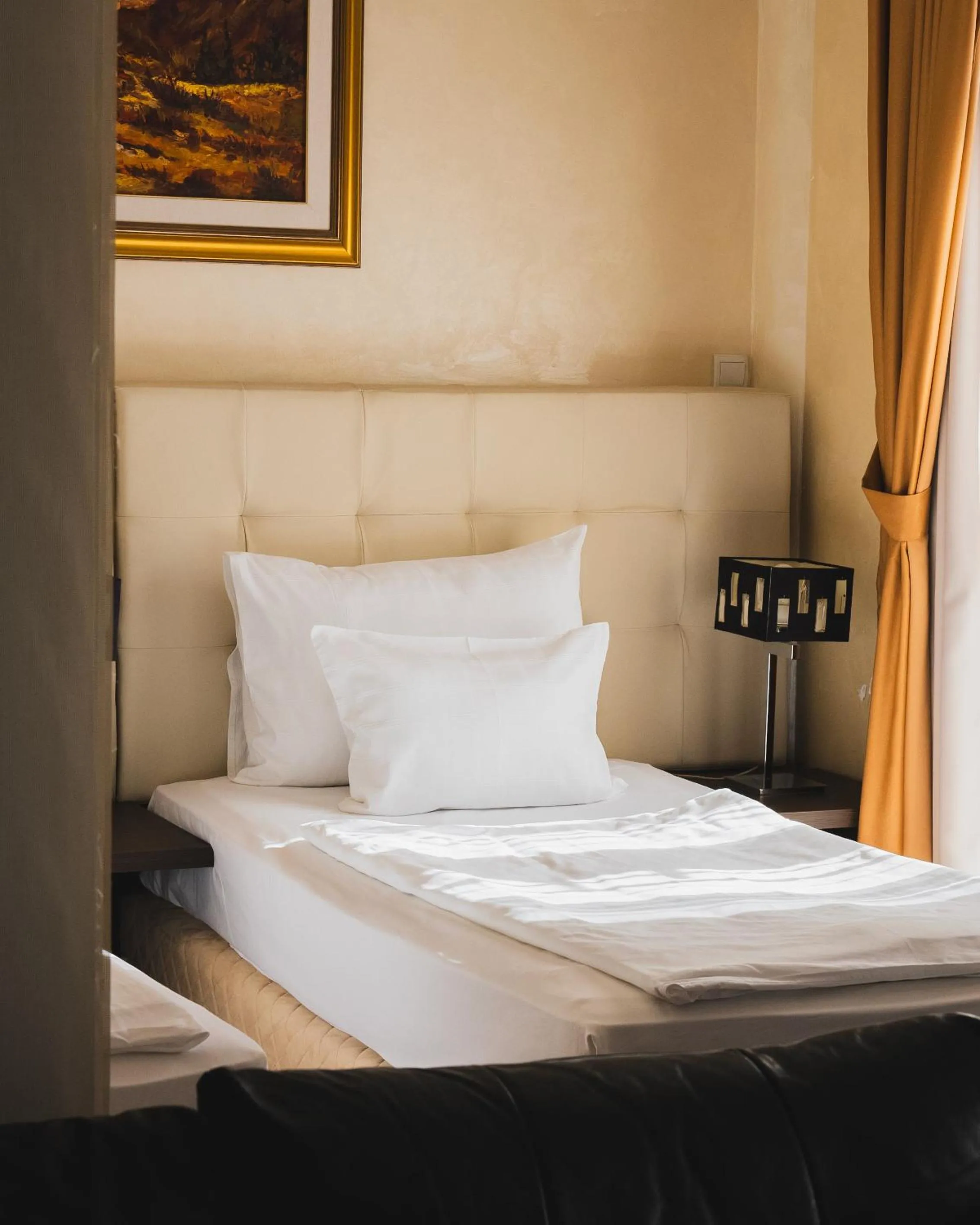 Bed in Hotel Alexandar Lux