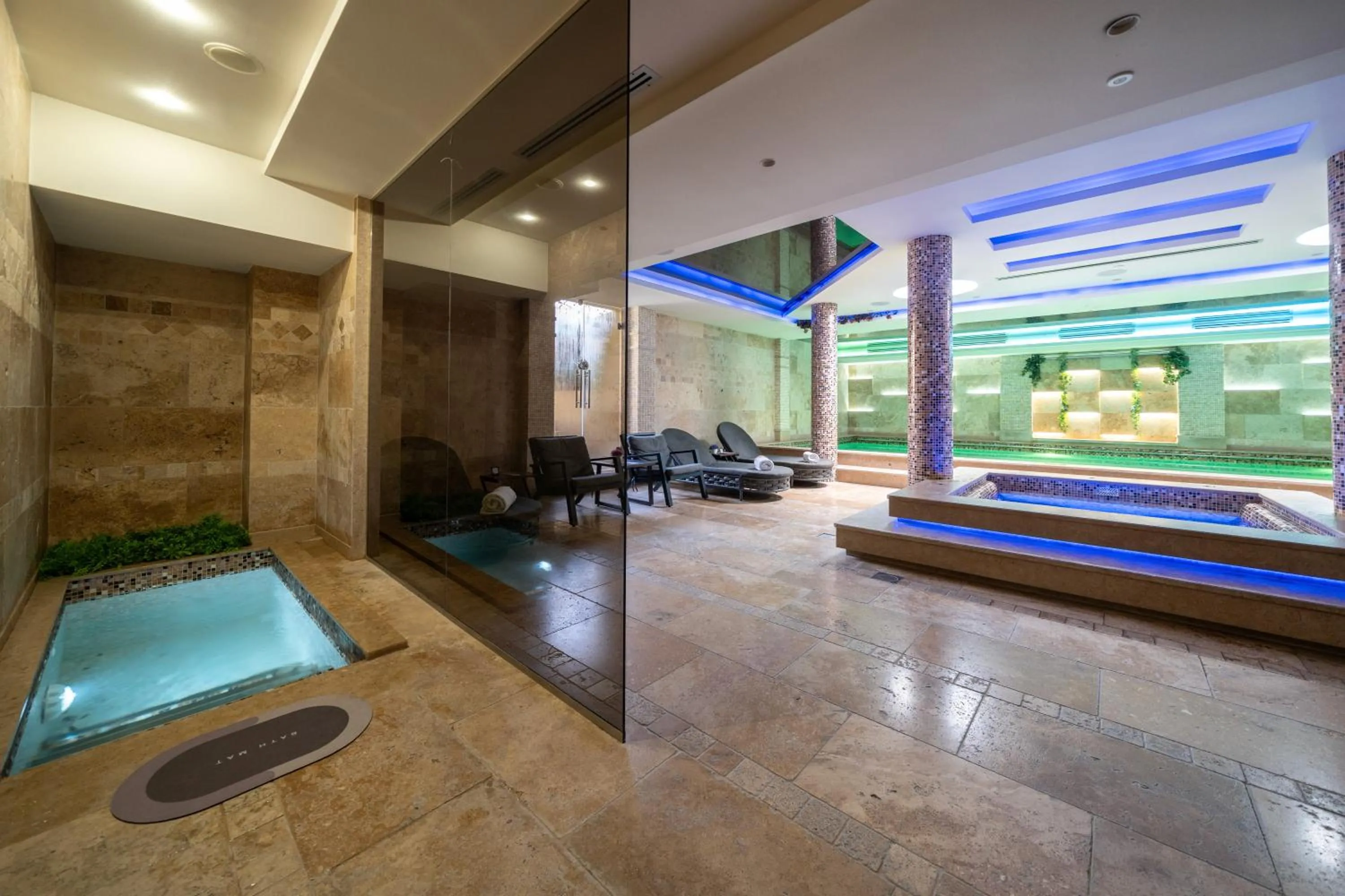 Spa and wellness centre/facilities in Hotel Alexandar Lux