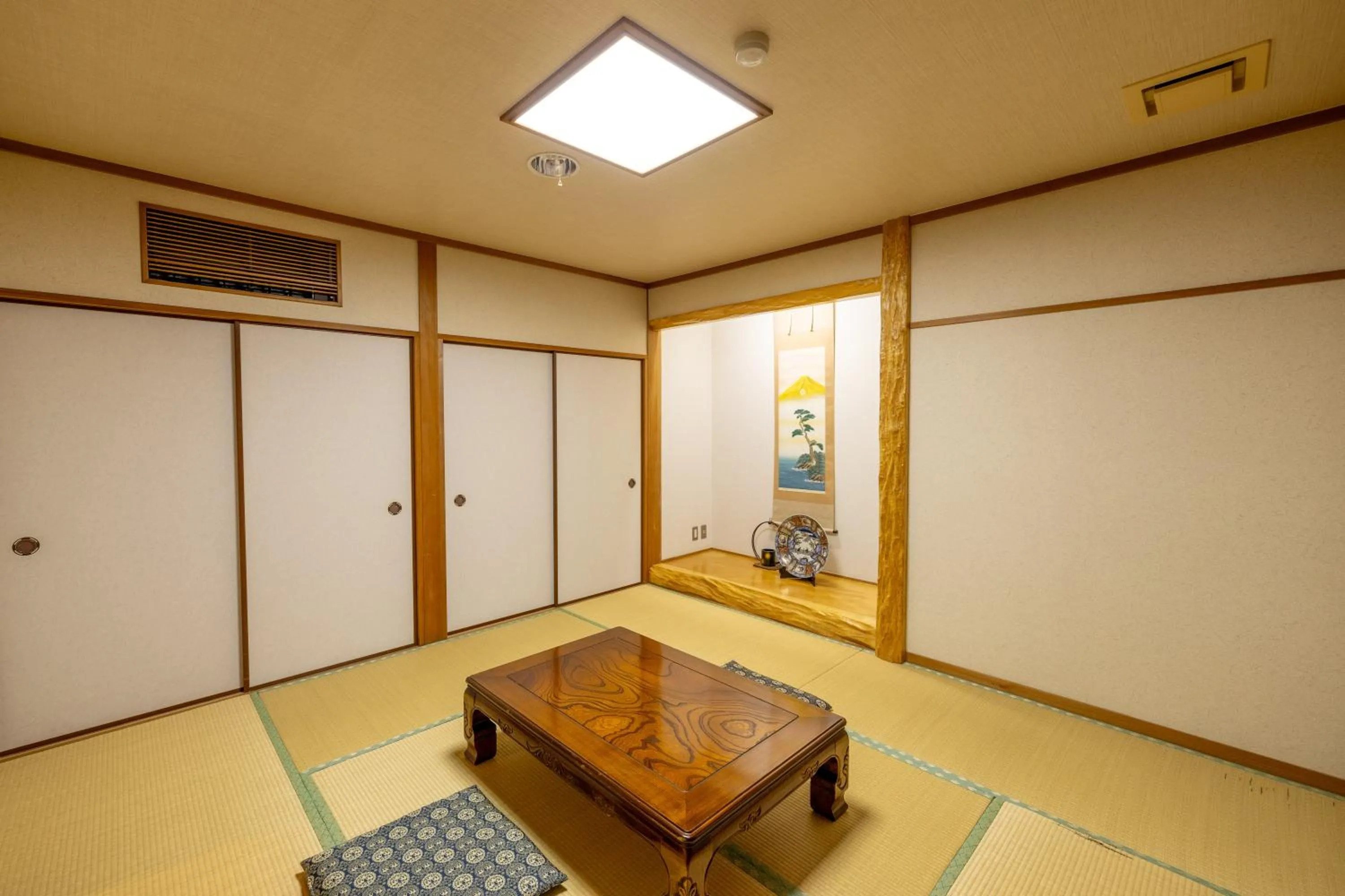 Seating area in Coral Palms