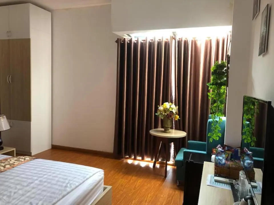 Bed in Phi Long Hotel