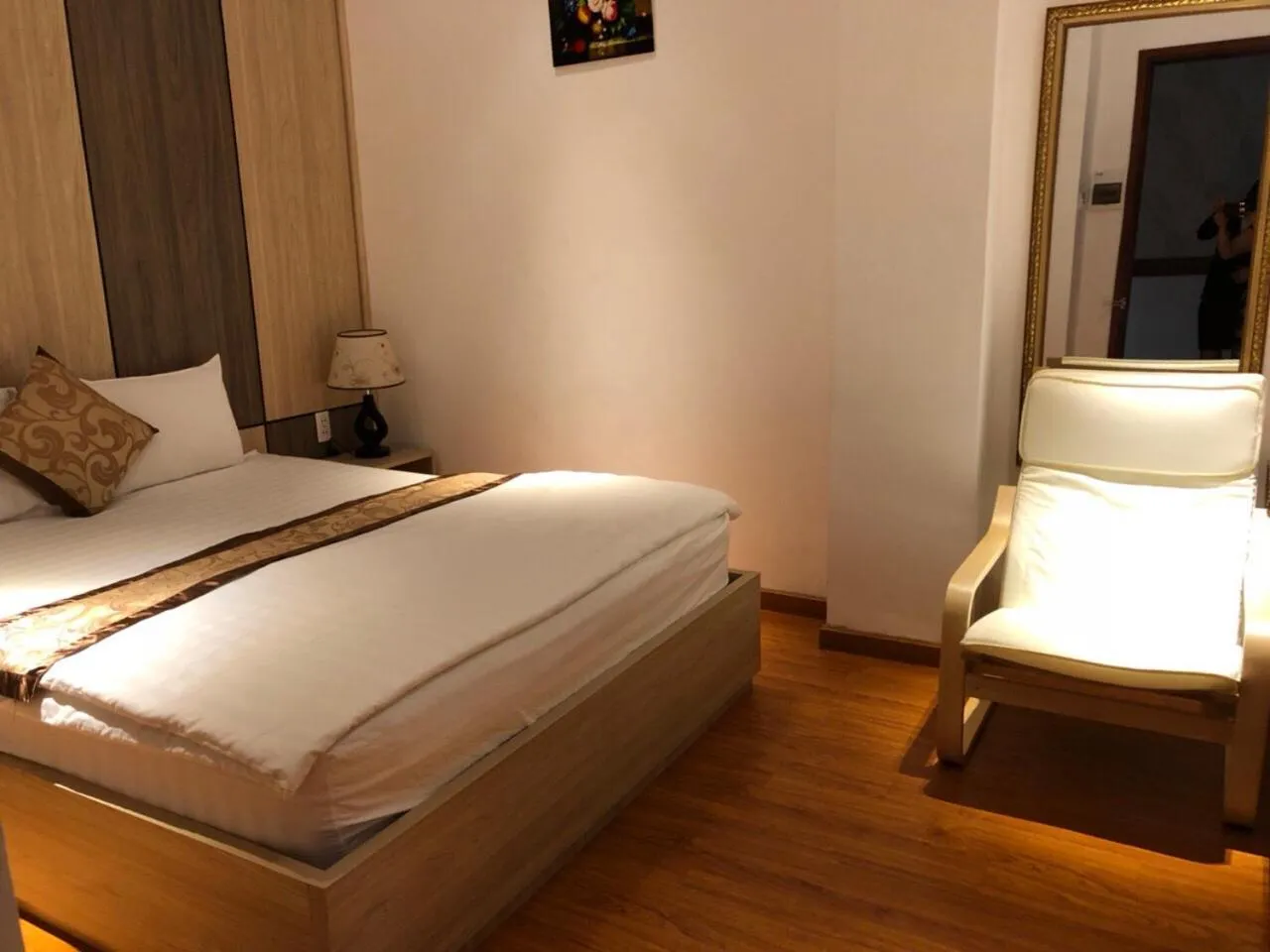 Bed in Phi Long Hotel