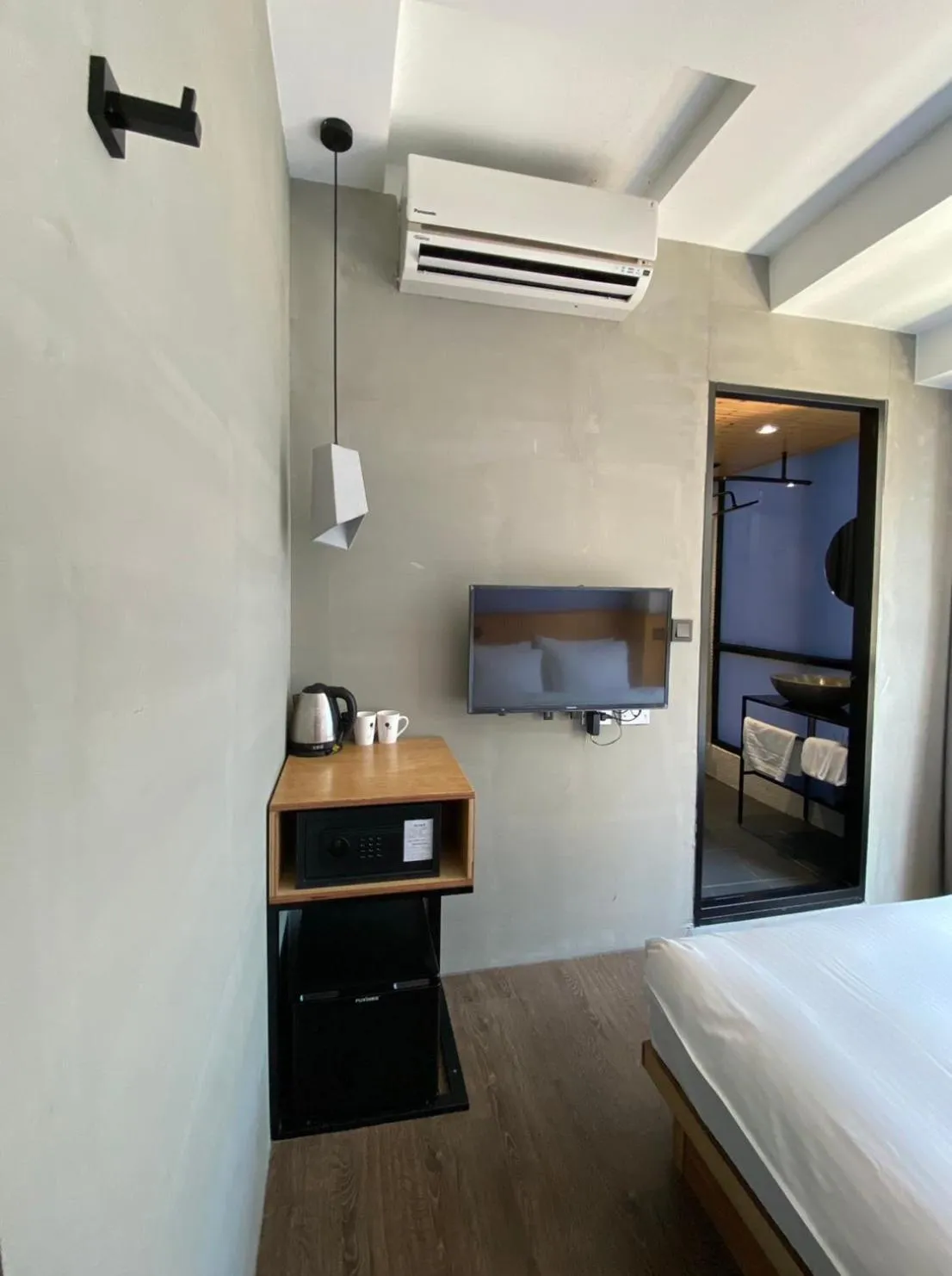 Bedroom, Bed in Just Inn Xin Yi 正旅館 信義