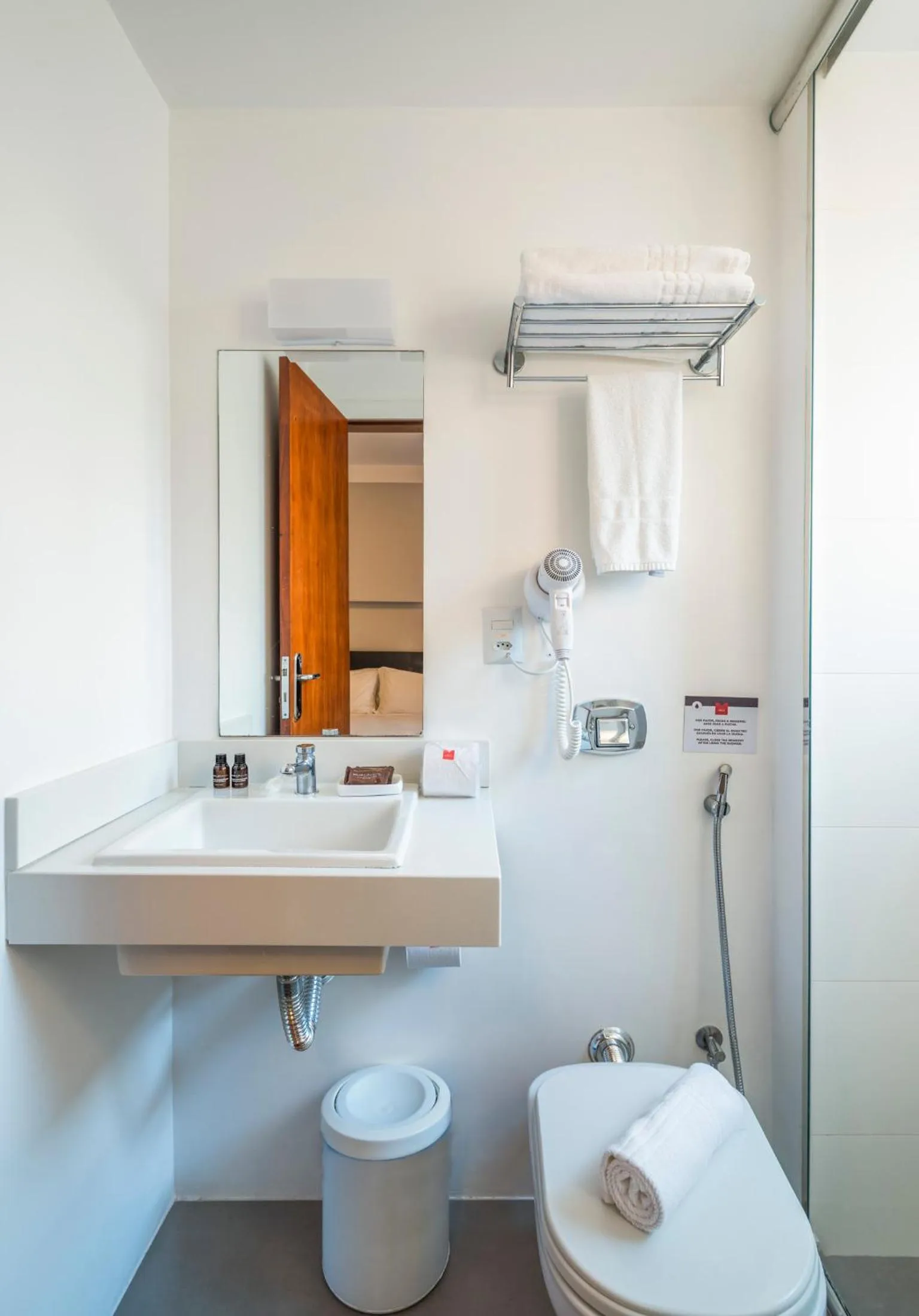 Toilet in Hotel Melo