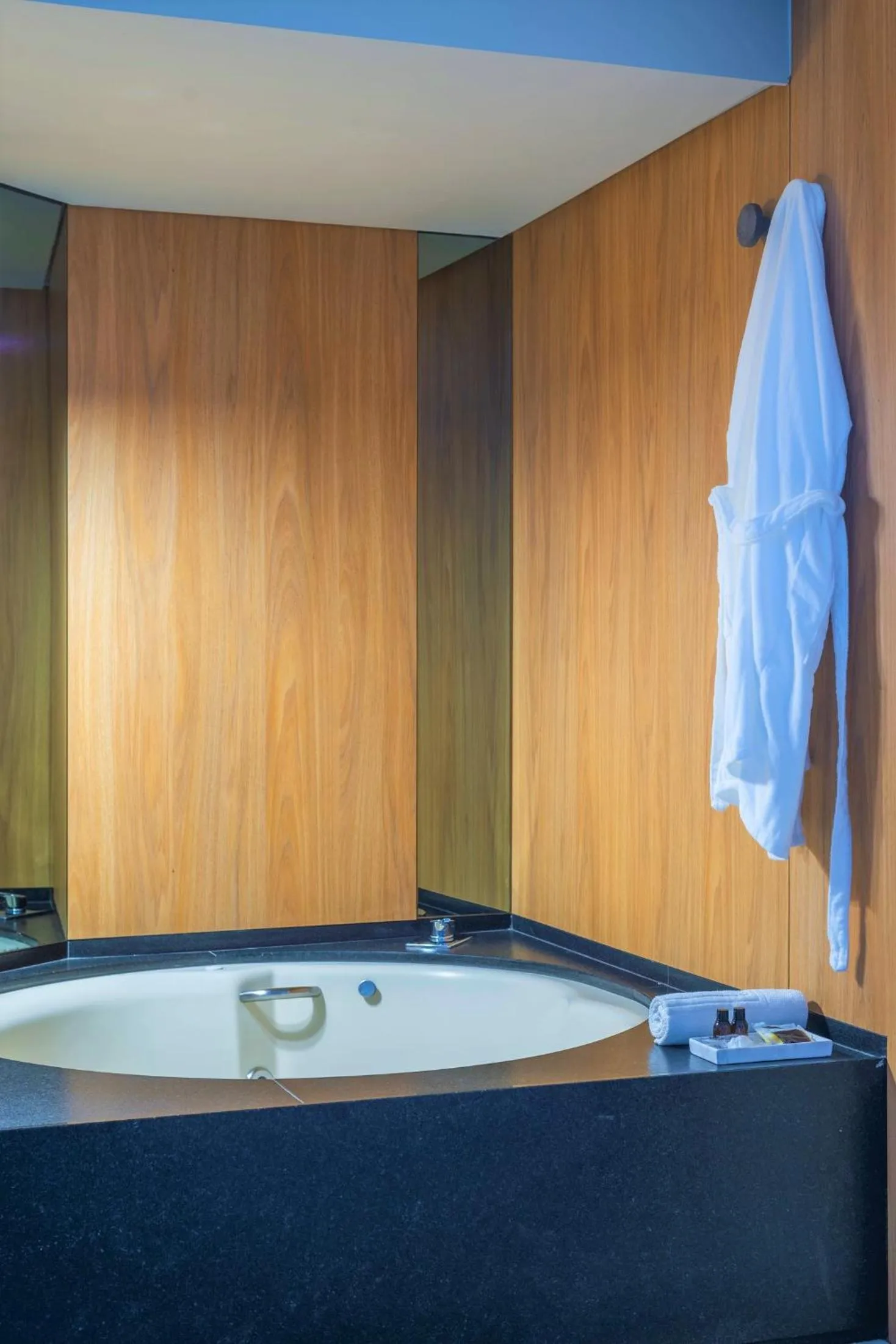 Hot Tub in Hotel Melo