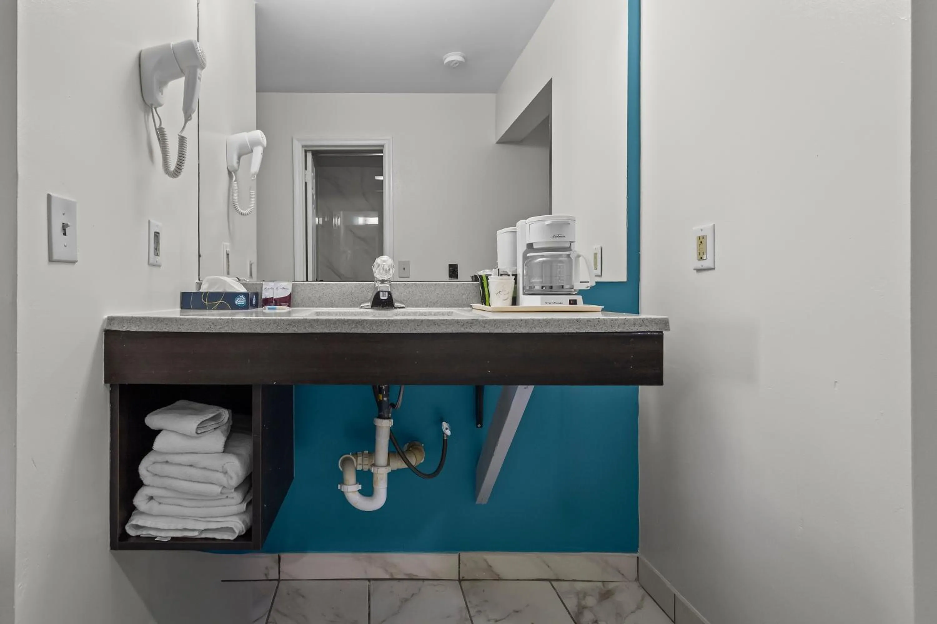 Bathroom in Capital O First Heritage Inn Rantoul IL I 57