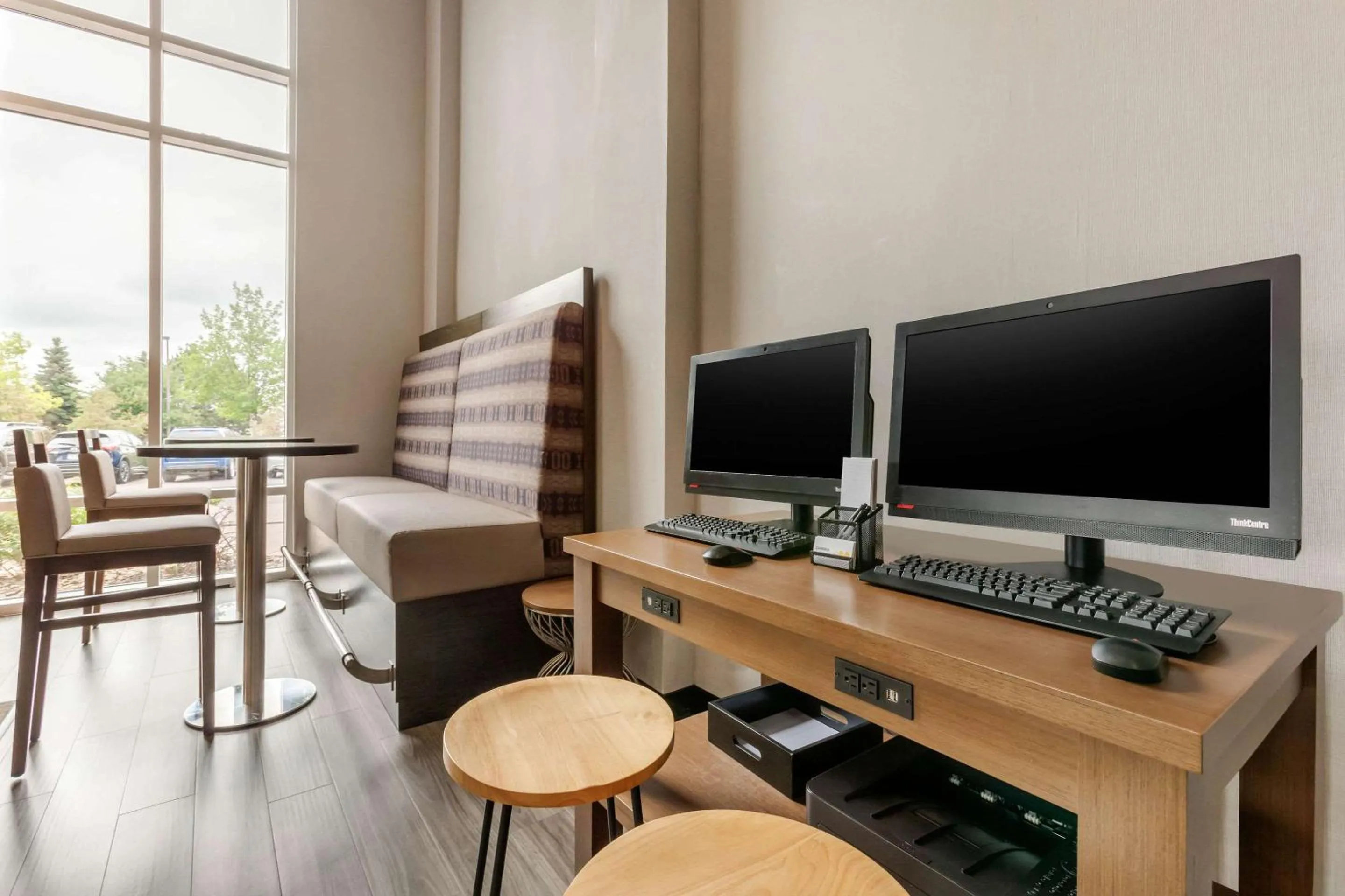 Business facilities in Cambria Hotel Denver International Airport