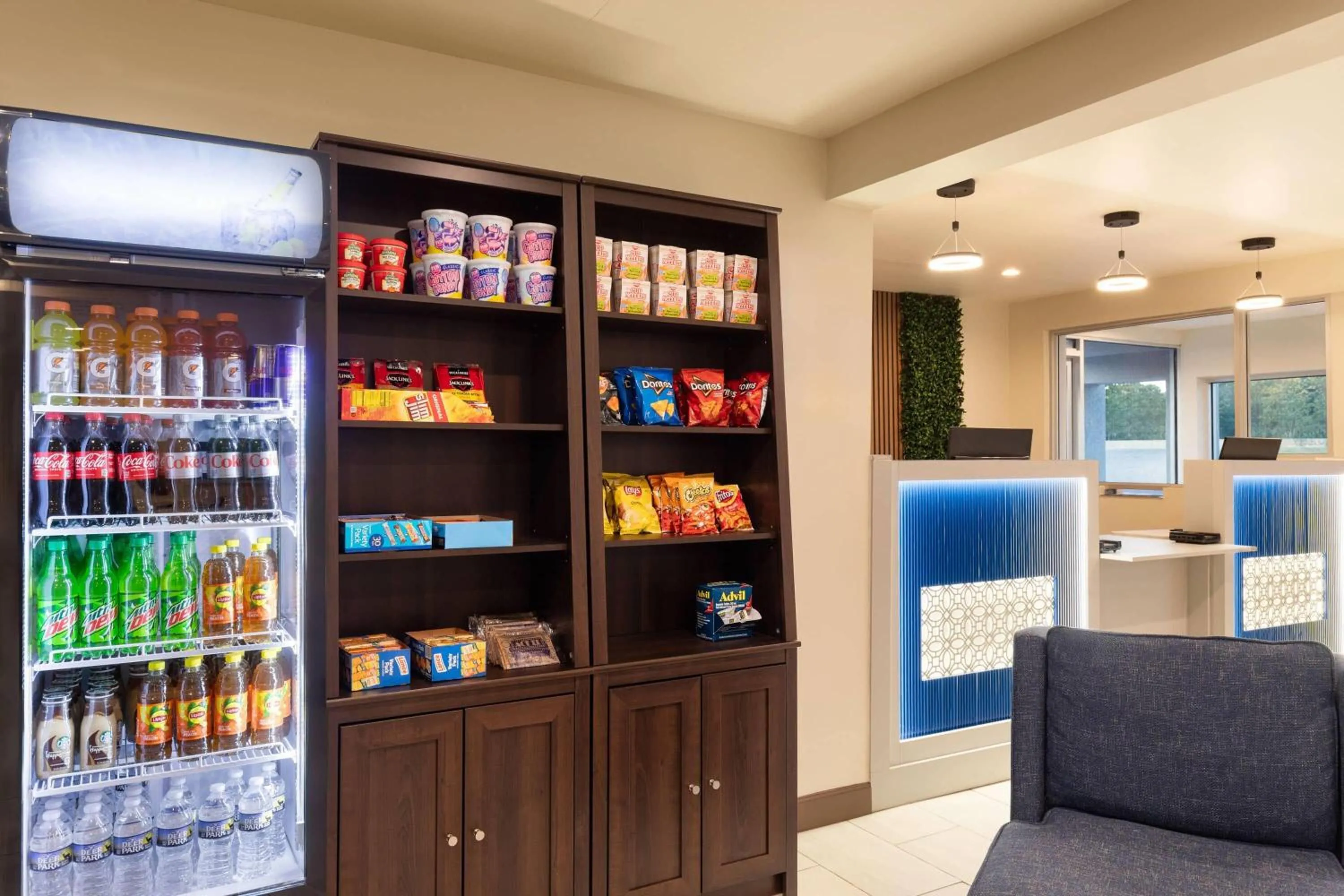 Food and drinks in Baymont by Wyndham Dothan