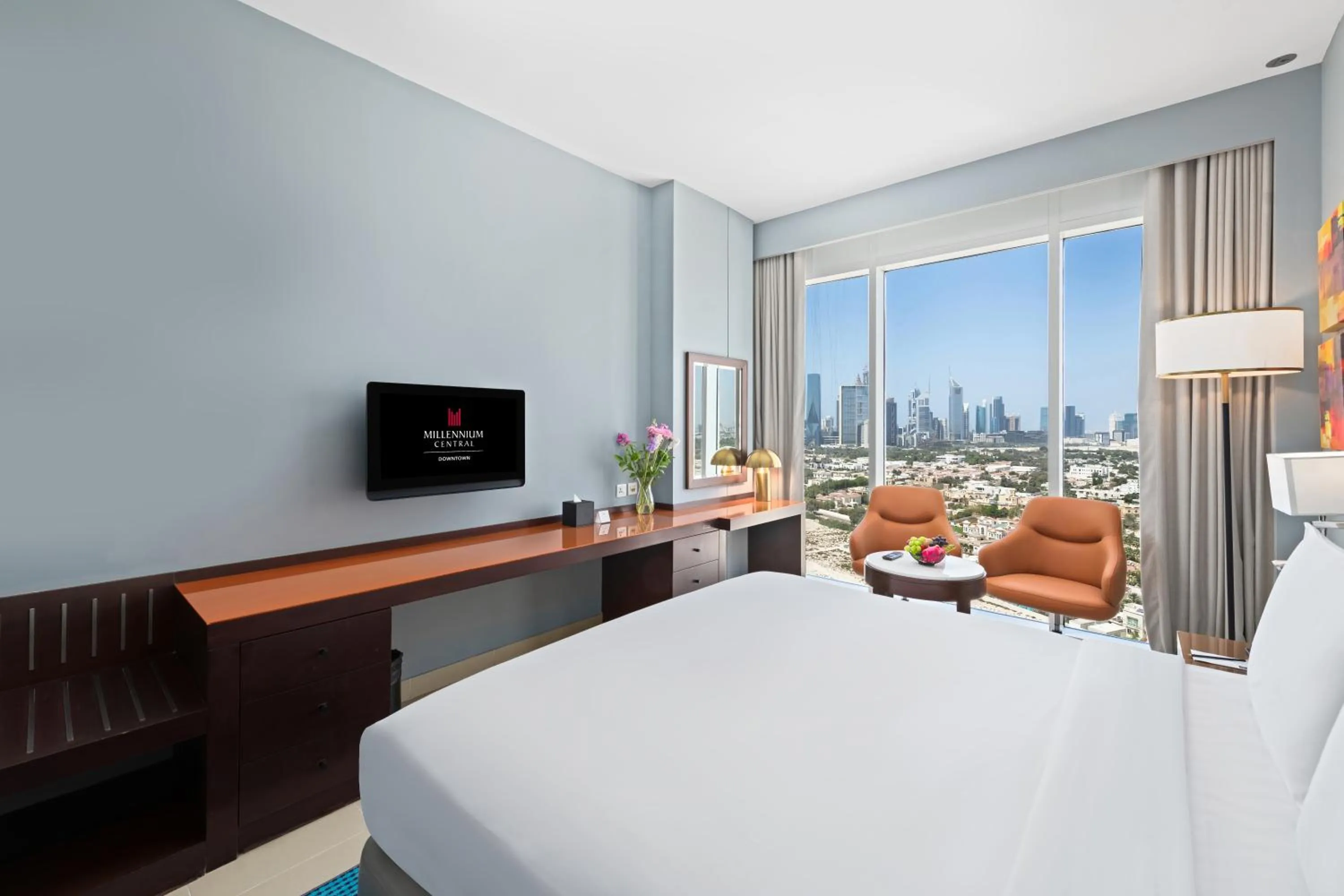 TV and multimedia, Bed in Millennium Central Downtown - Dubai