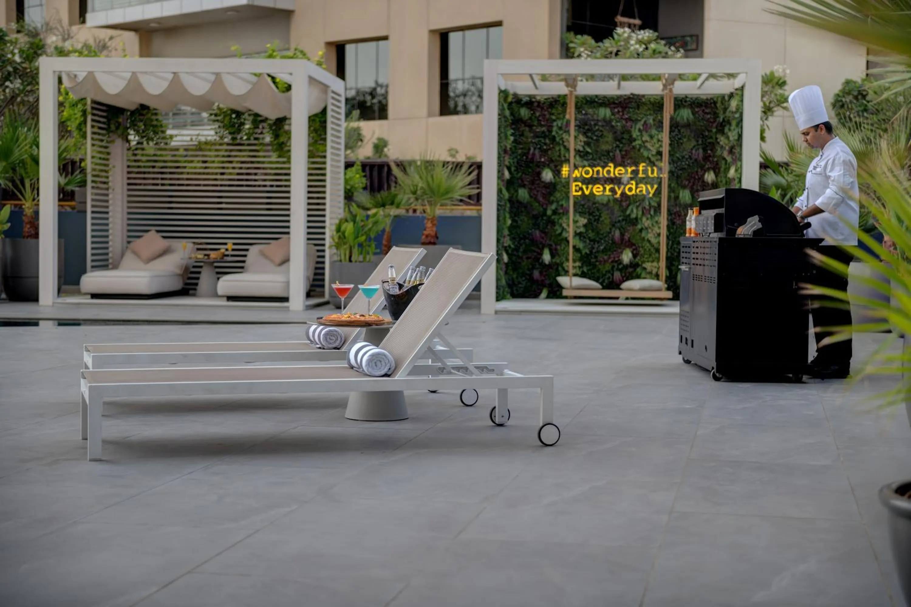 Restaurant/places to eat in Millennium Central Downtown - Dubai