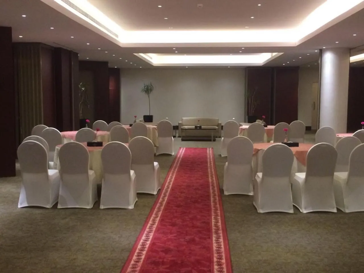 Banquet/Function facilities in Executives Hotel - Azizia
