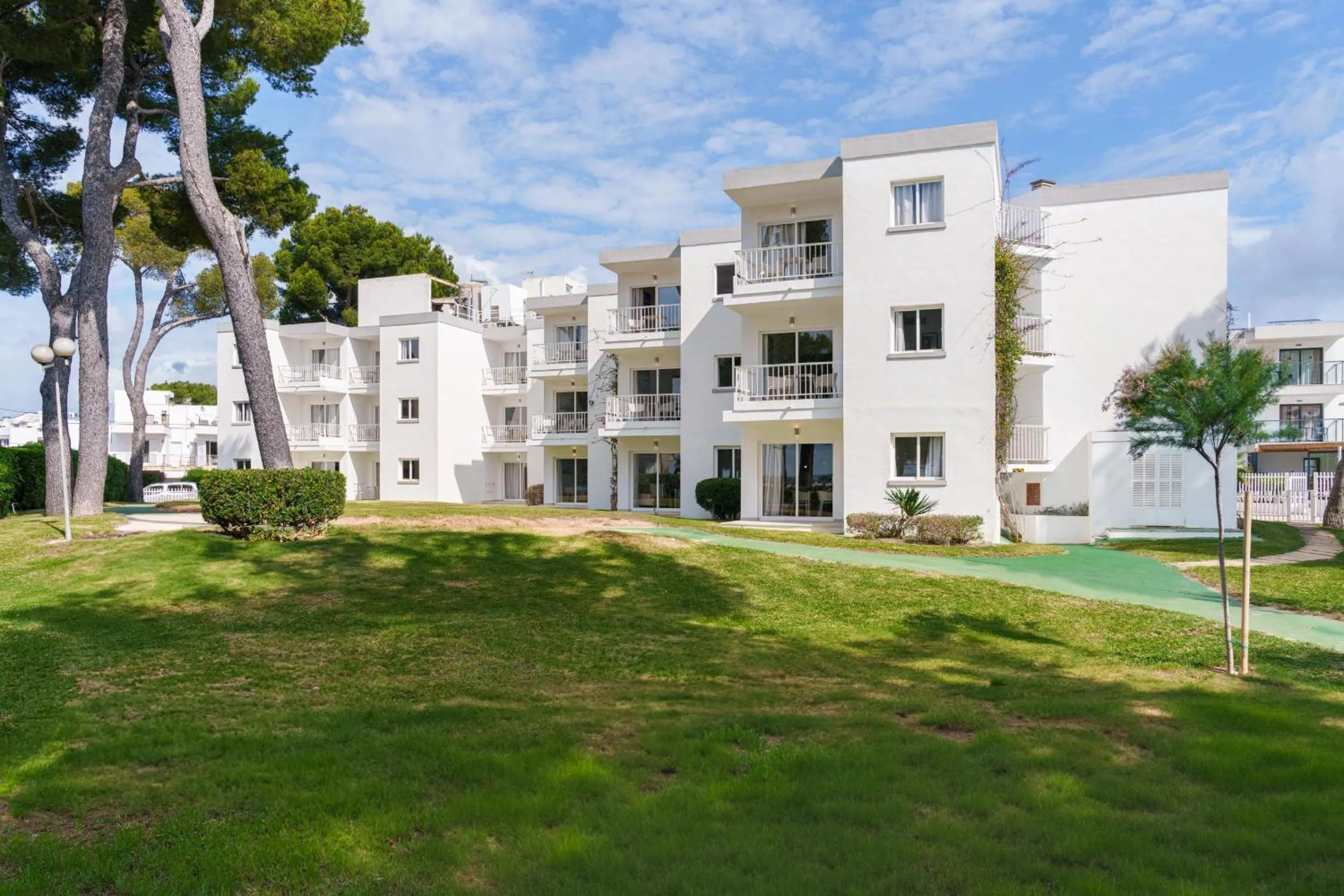 Property building in Apartamentos Ferrer Lime Playa de Alcudia