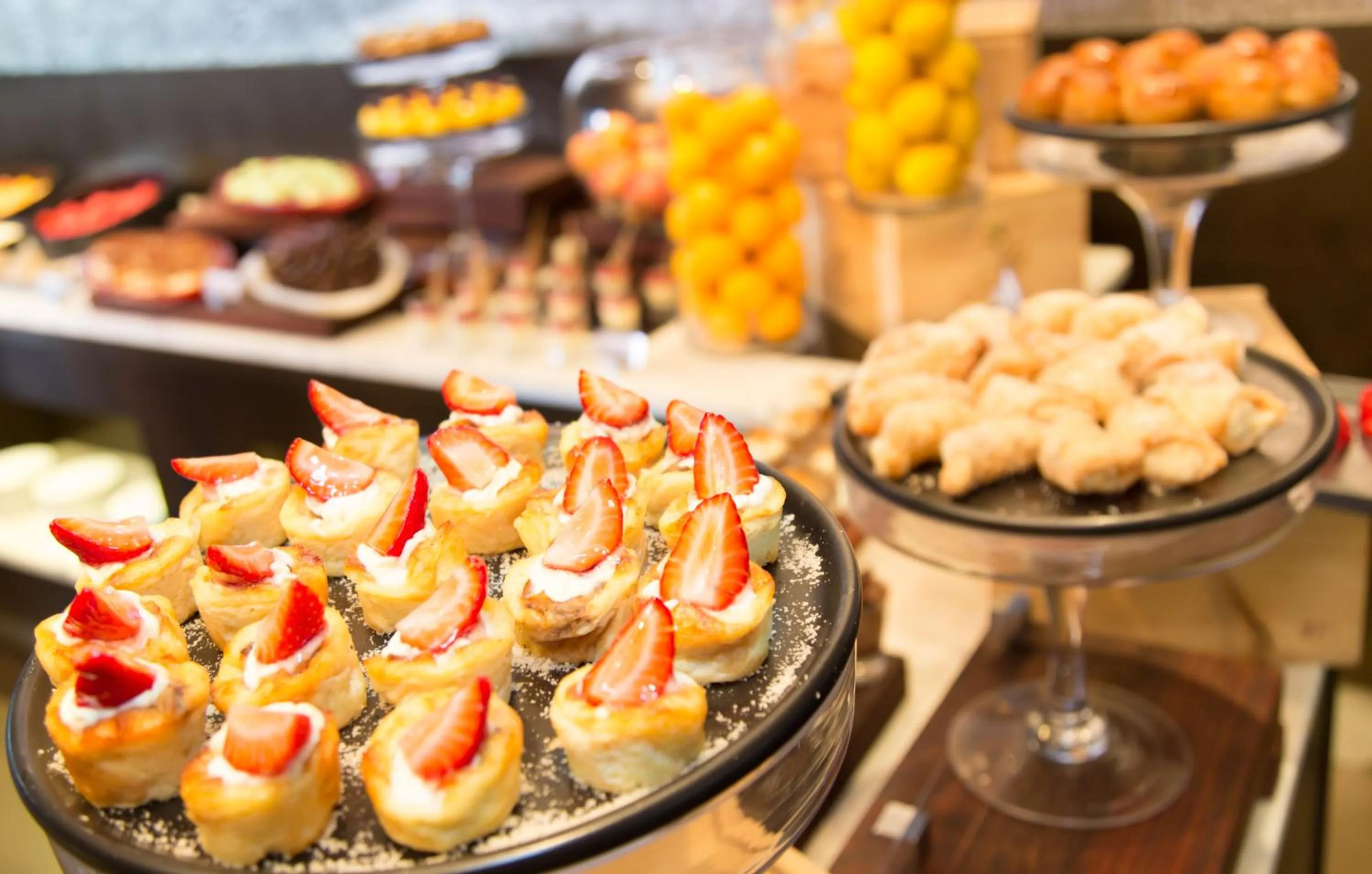 Food in Lamana Hotel