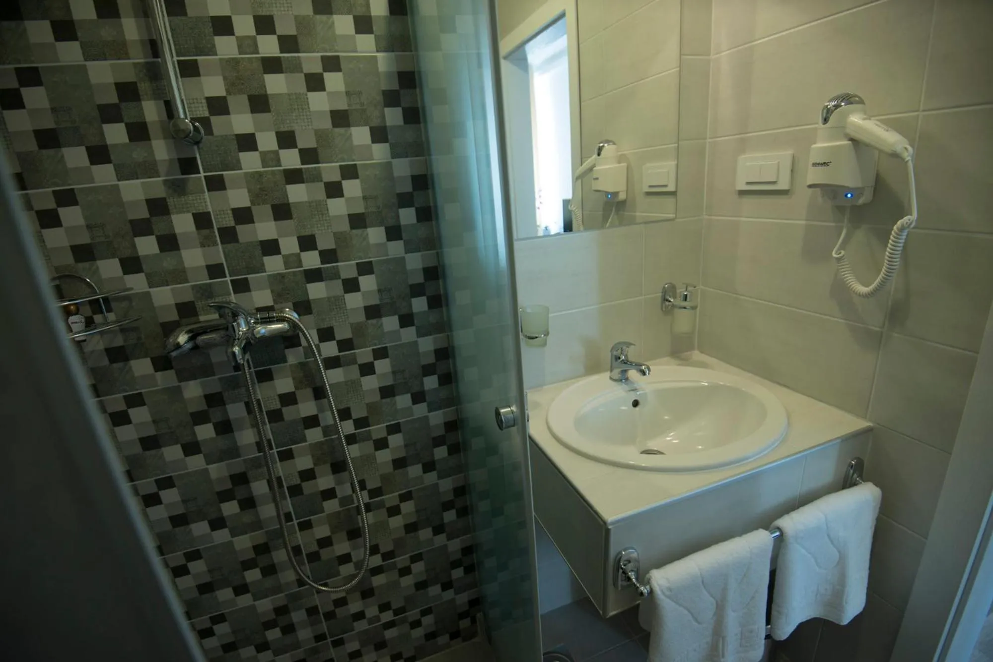 Shower in Hotel Village