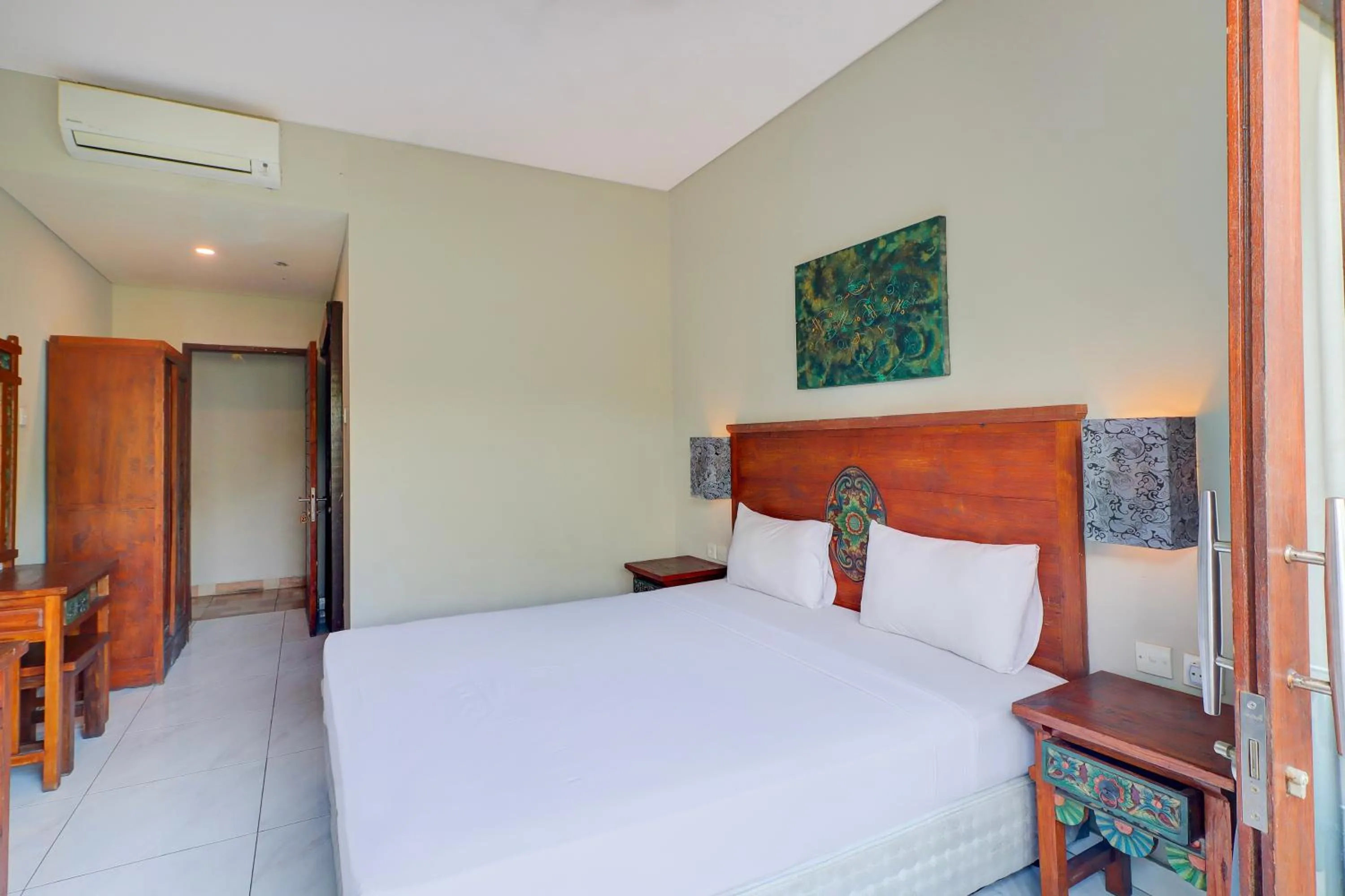 Bed in Collection O Bali near Sanur Beach formerly Akarsa Kokoro