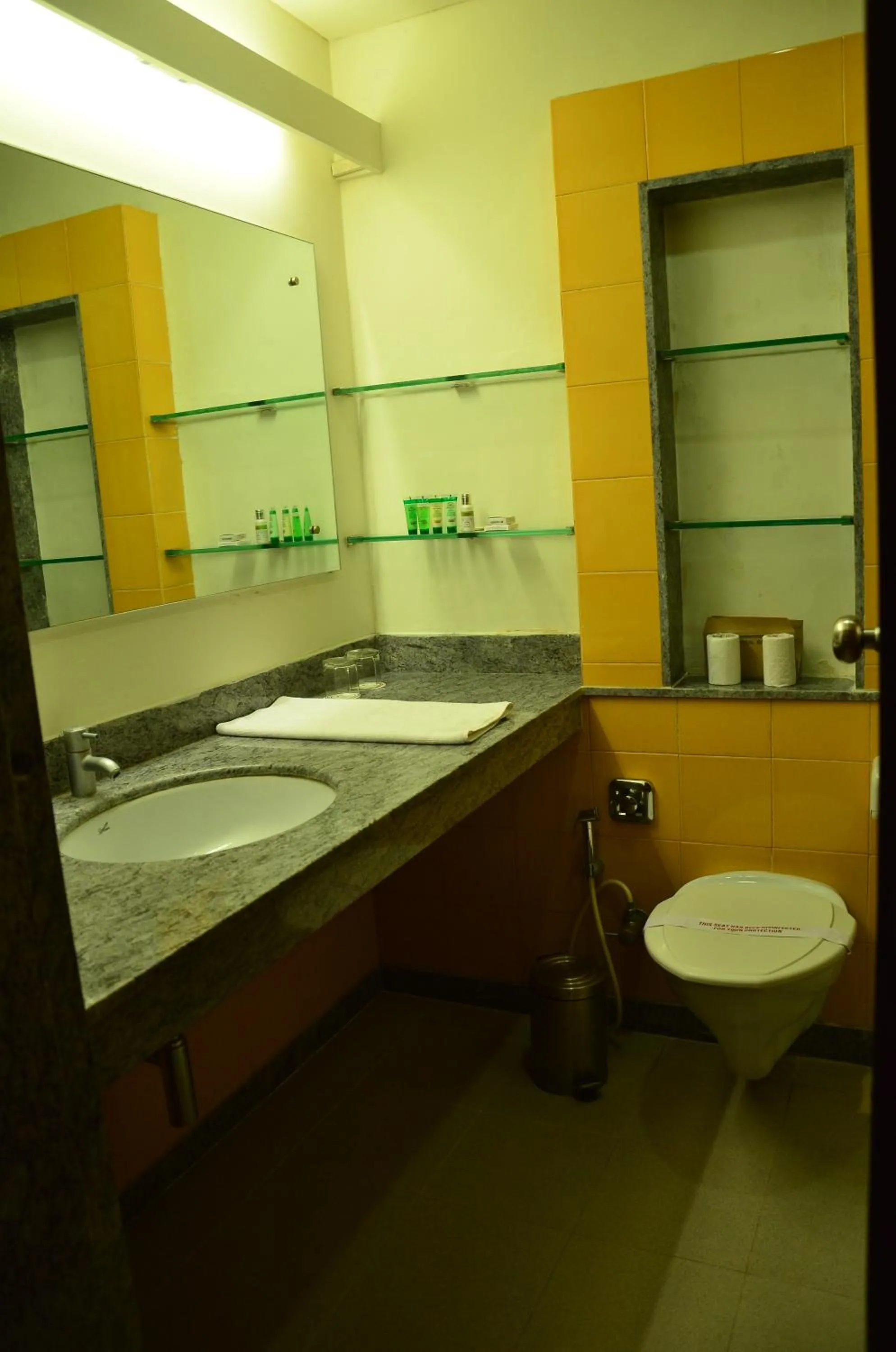 Cambay Sapphire, Gandhinagar