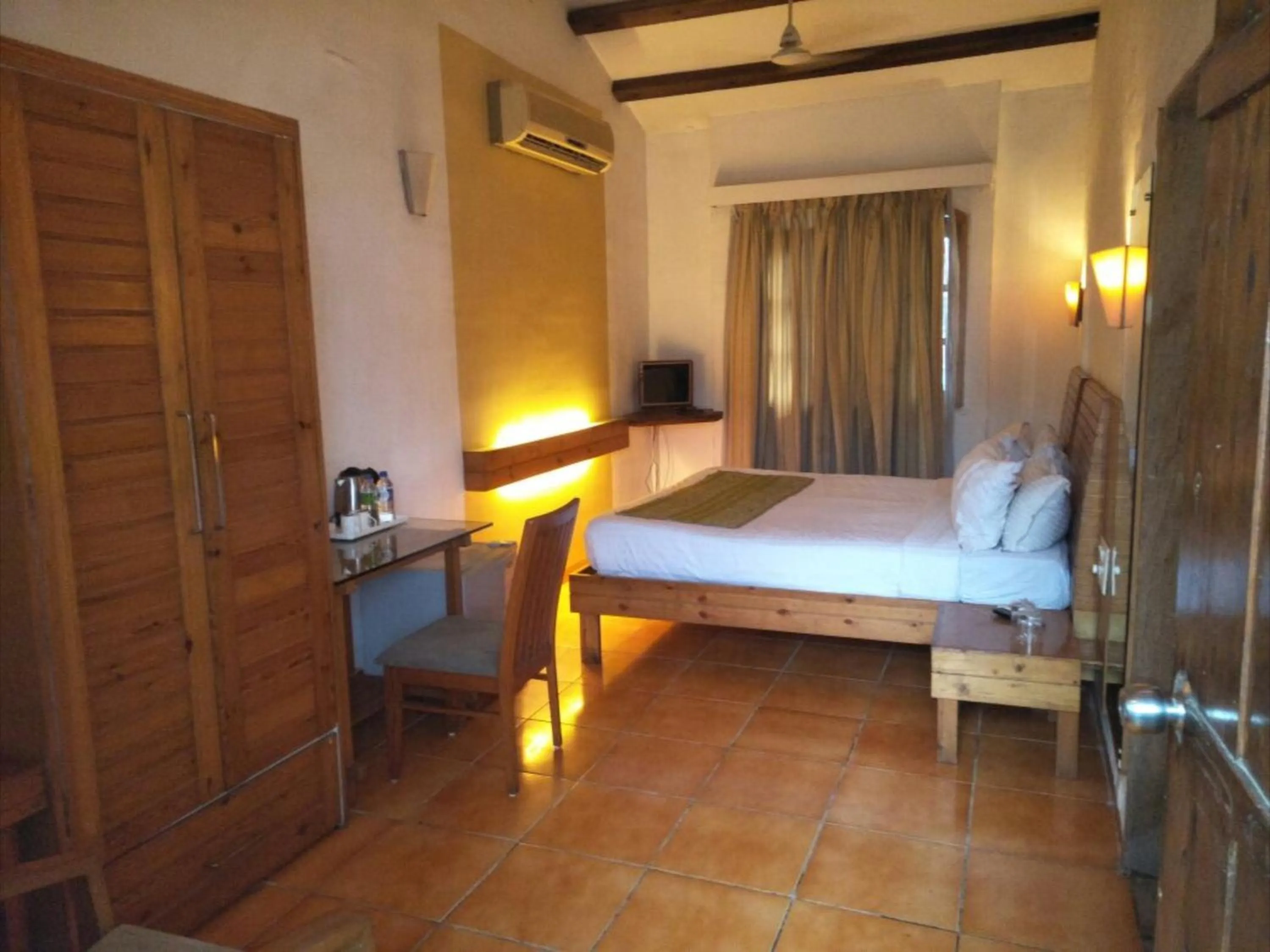 Cambay Sapphire, Gandhinagar