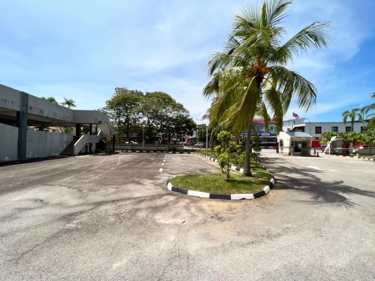 Property building in Maya Apartment Bay View Villas