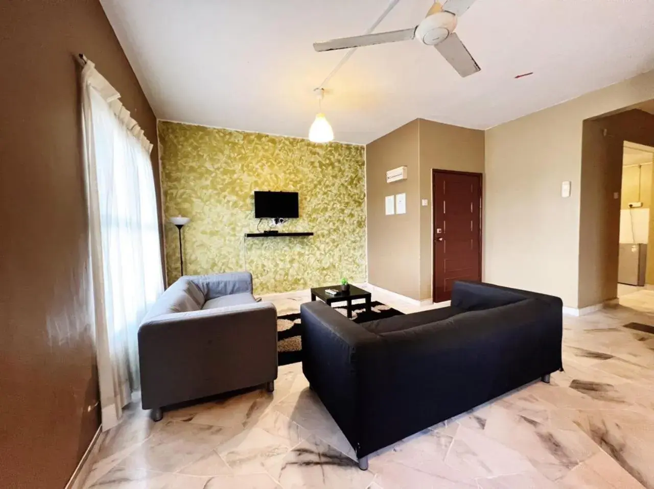 Three-Bedroom Apartment in Maya Apartment Bay View Villas Three-Bedroom Apartment in Maya Apartment Bay View Villas