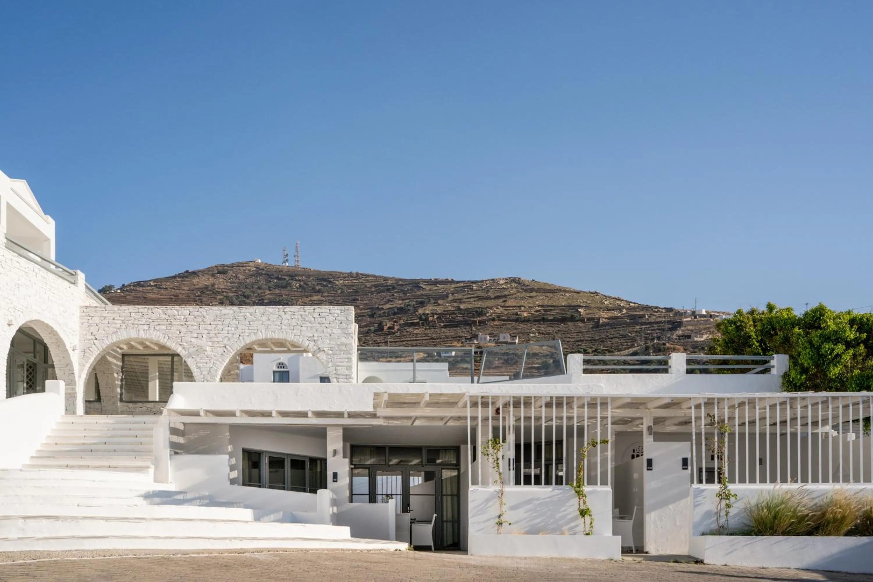 Facade/entrance in Mr. and Mrs. White Tinos