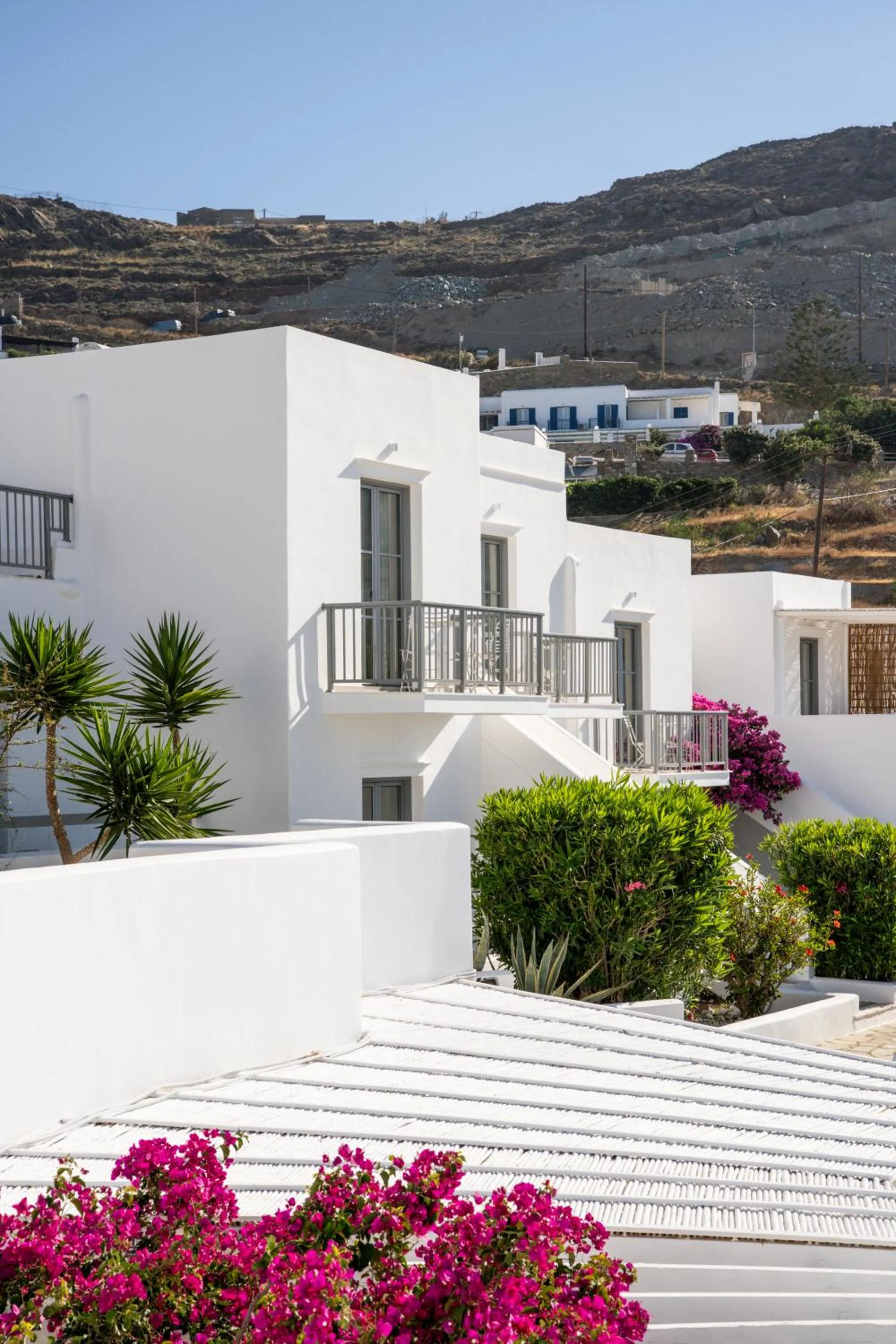 Property building in Mr. and Mrs. White Tinos