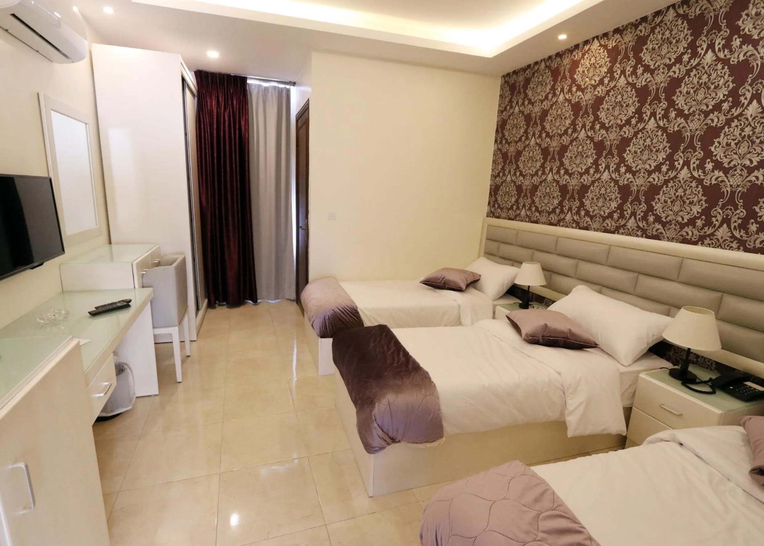 Triple Room with Private Bathroom - single occupancy in Beirut Hotel 1