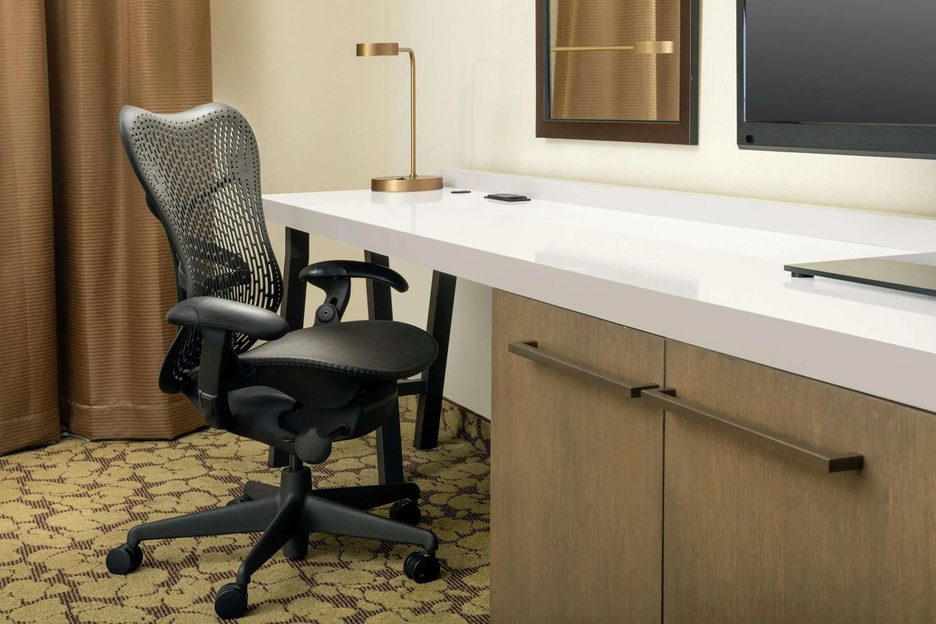 Bedroom in Hilton Garden Inn Frederick