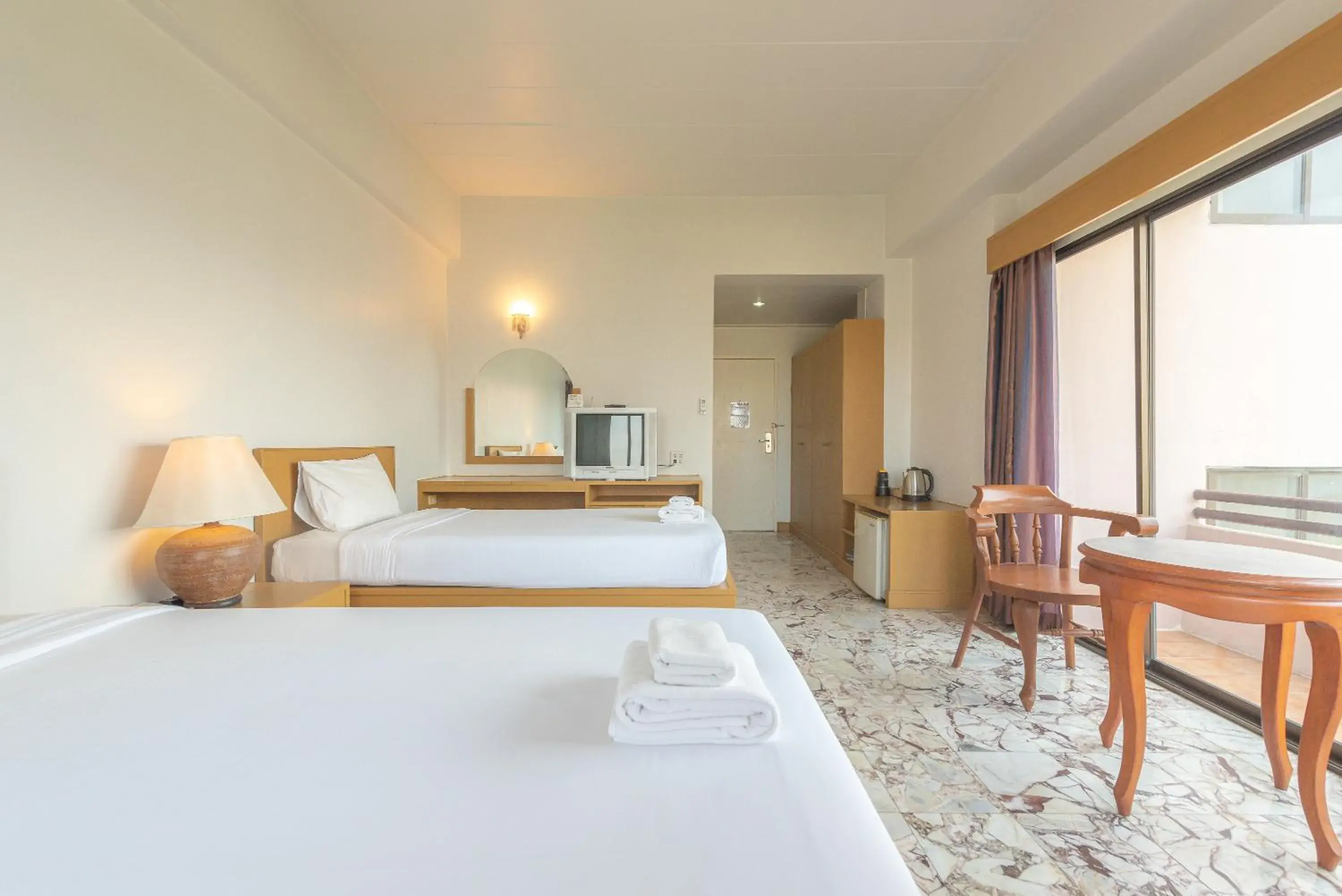 Nonthaburi Palace Hotel Nonthaburi Palace Hotel